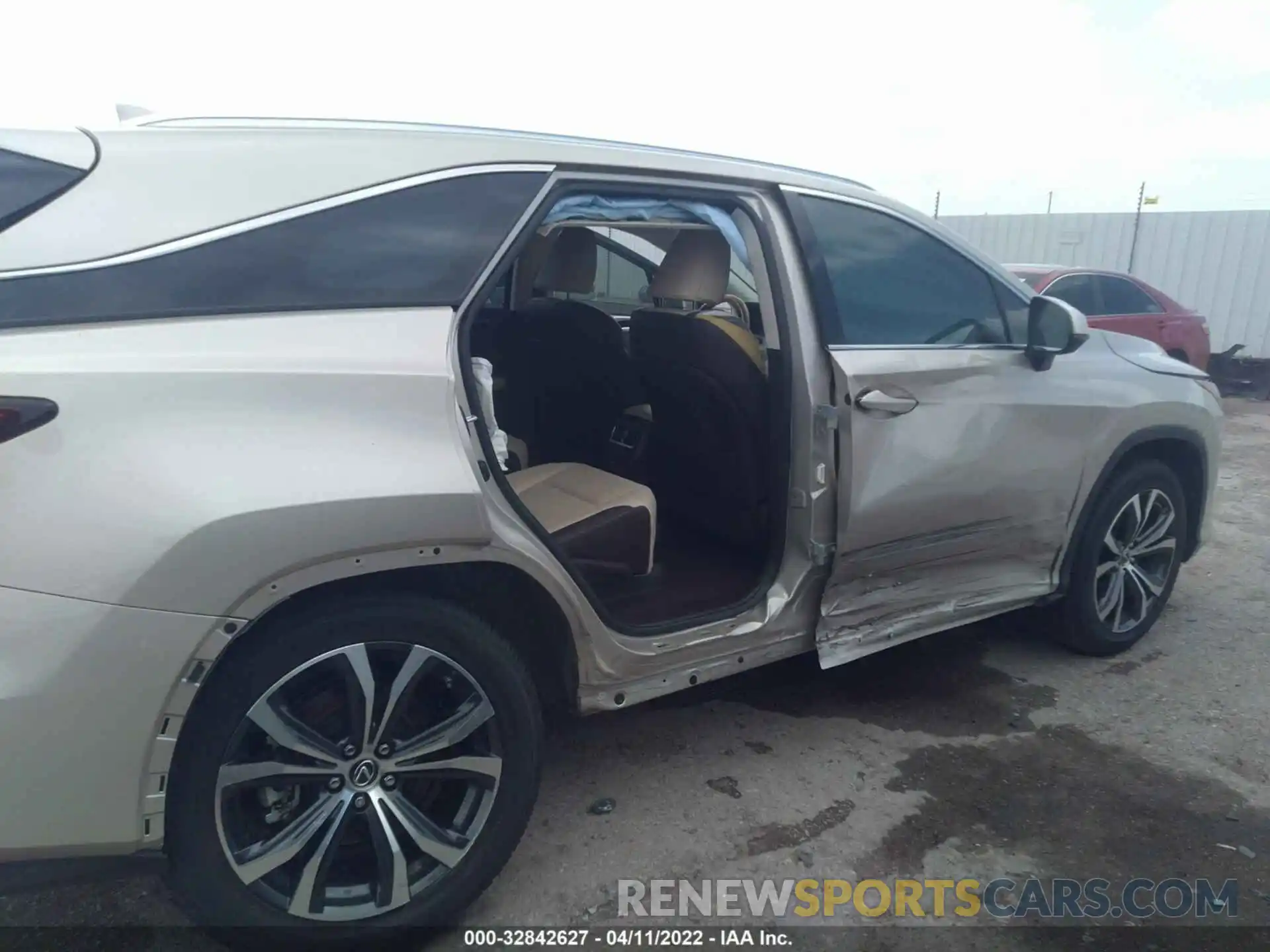 6 Фотография поврежденного автомобиля JTJGZKCA9K2010437 LEXUS RX 2019