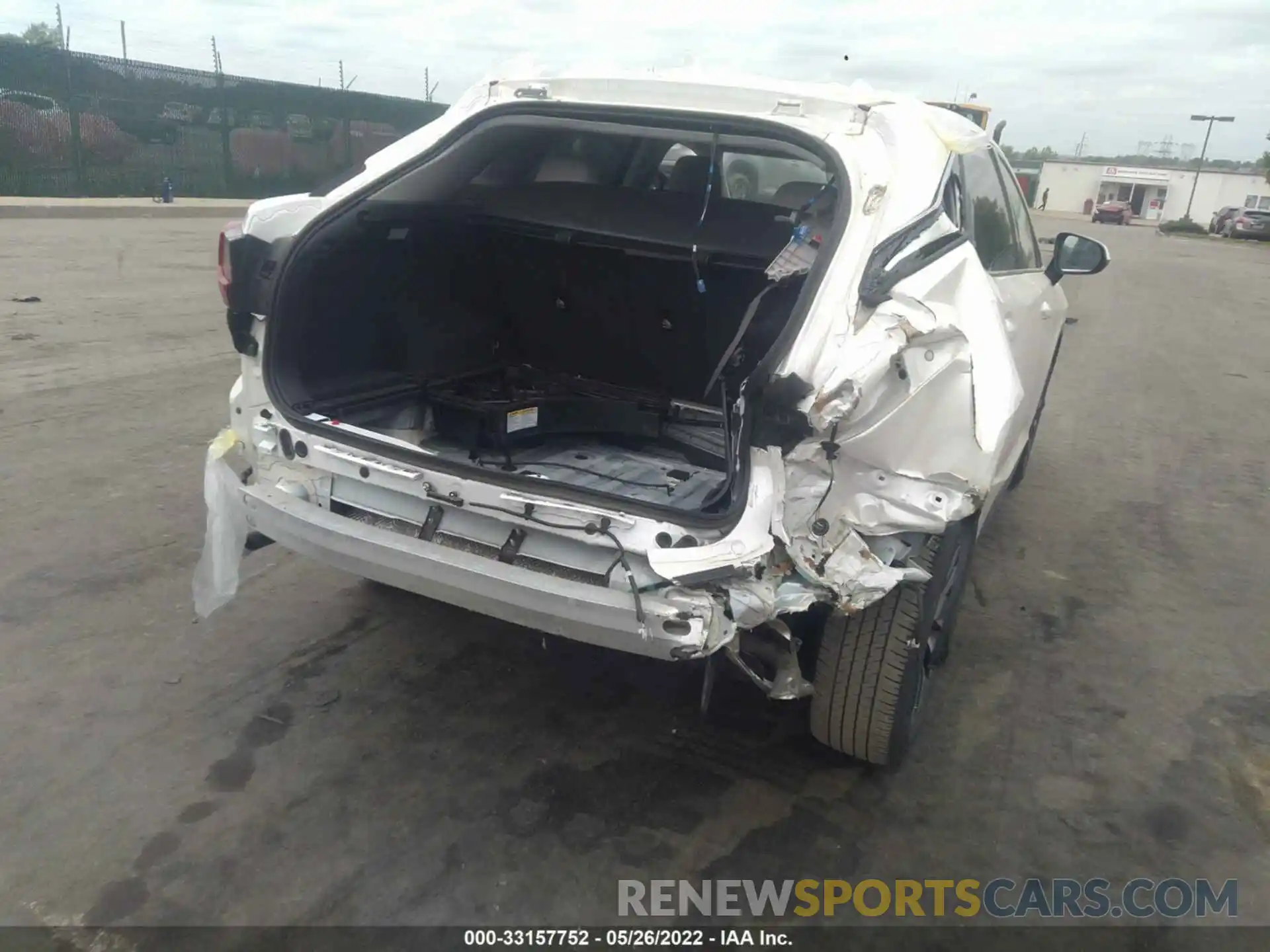 6 Photograph of a damaged car 2T2AZMDA2LC217284 LEXUS RX 2020