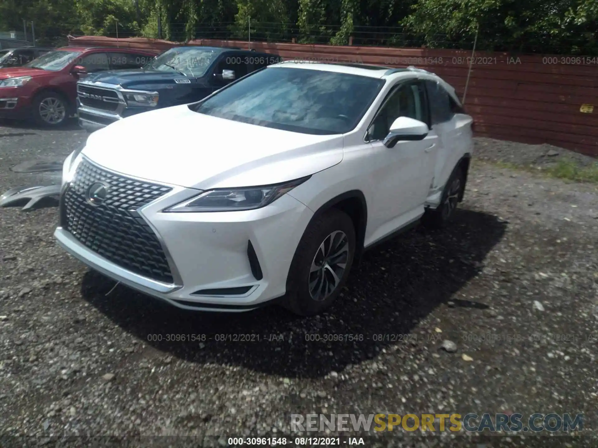 2 Фотография поврежденного автомобиля 2T2AZMDA7LC239748 LEXUS RX 2020