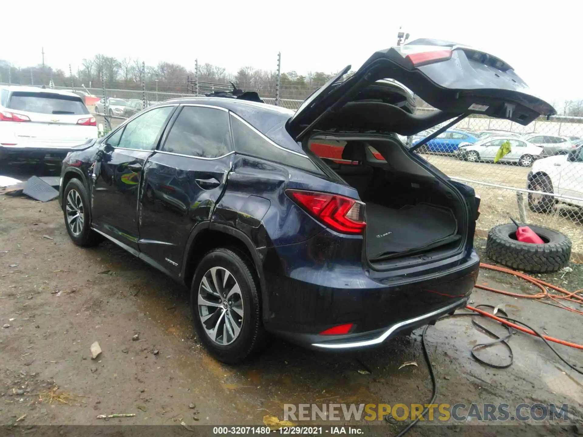 3 Photograph of a damaged car 2T2HGMDA0LC044031 LEXUS RX 2020