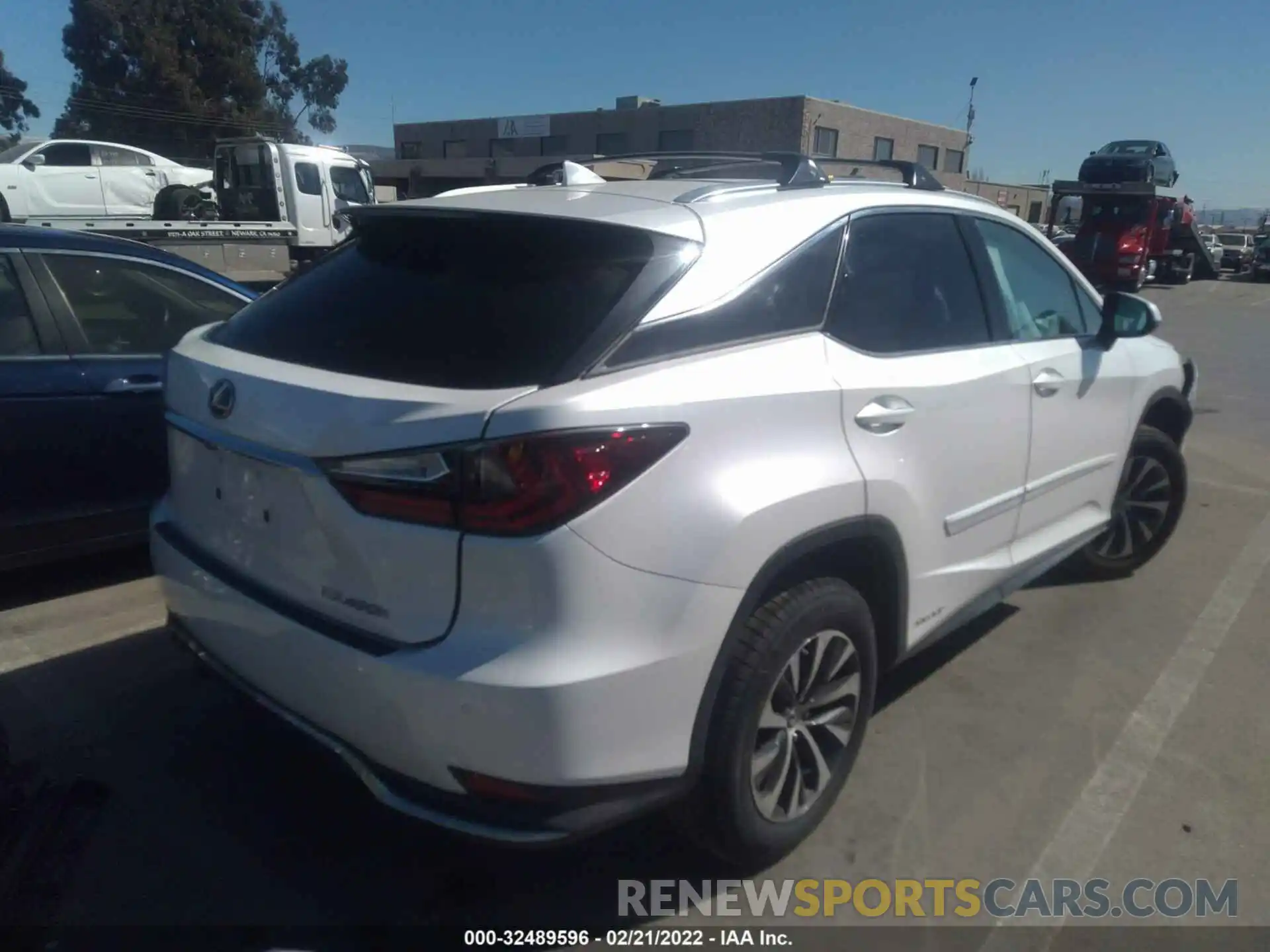 4 Photograph of a damaged car 2T2HGMDA7LC044494 LEXUS RX 2020