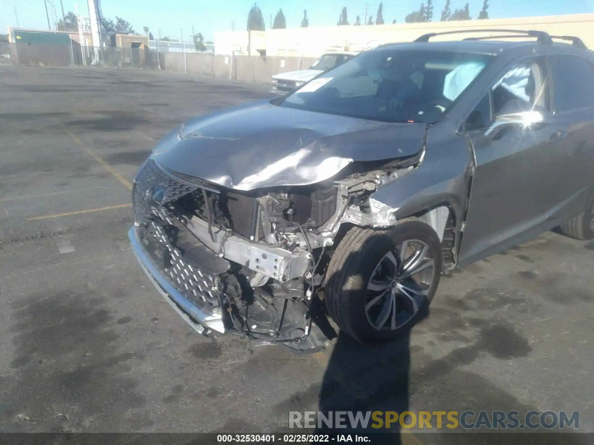 6 Photograph of a damaged car 2T2HZMAA1LC165536 LEXUS RX 2020