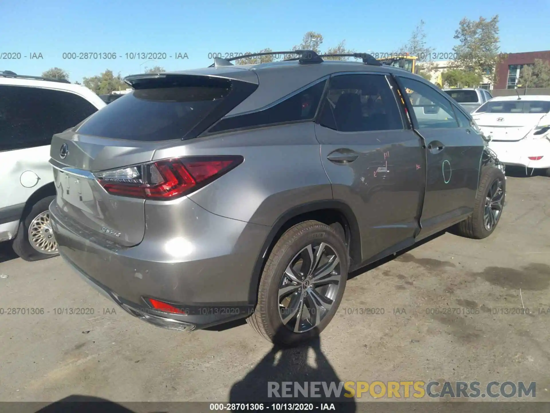 4 Photograph of a damaged car 2T2HZMAA1LC165679 LEXUS RX 2020