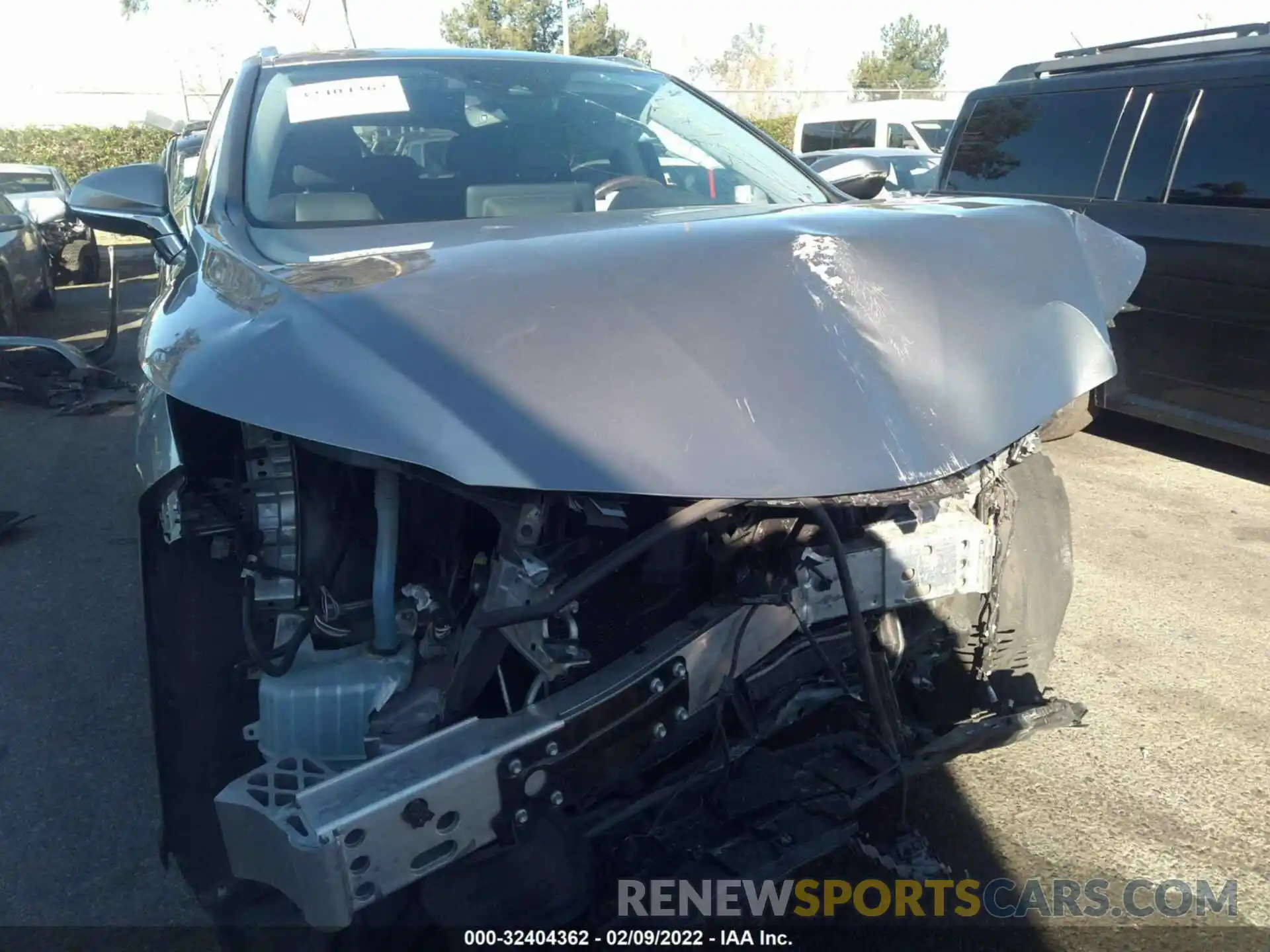 6 Photograph of a damaged car 2T2HZMAA3LC167708 LEXUS RX 2020