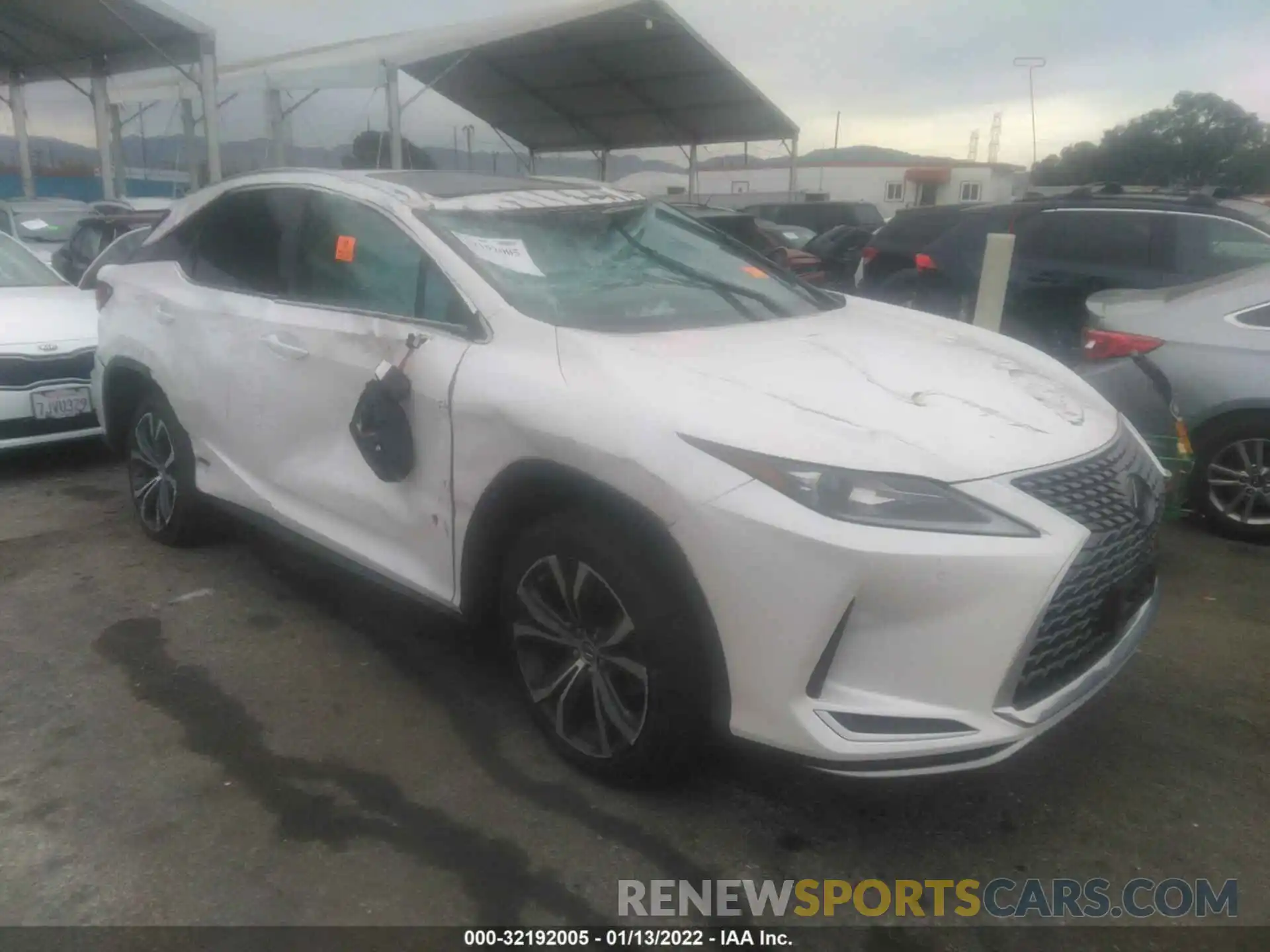 1 Photograph of a damaged car 2T2HZMAA5LC170285 LEXUS RX 2020