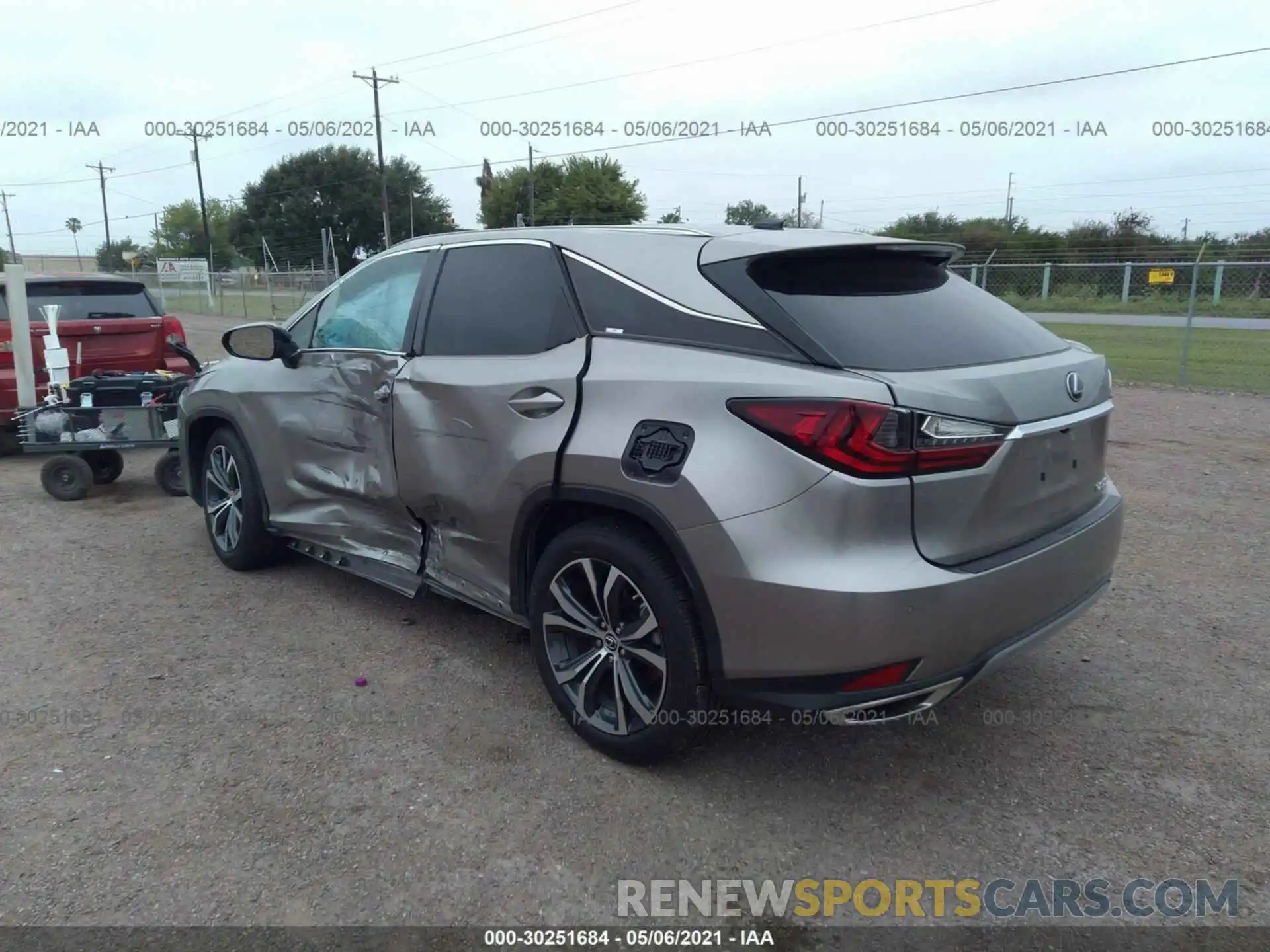 3 Photograph of a damaged car 2T2HZMAA5LC170769 LEXUS RX 2020