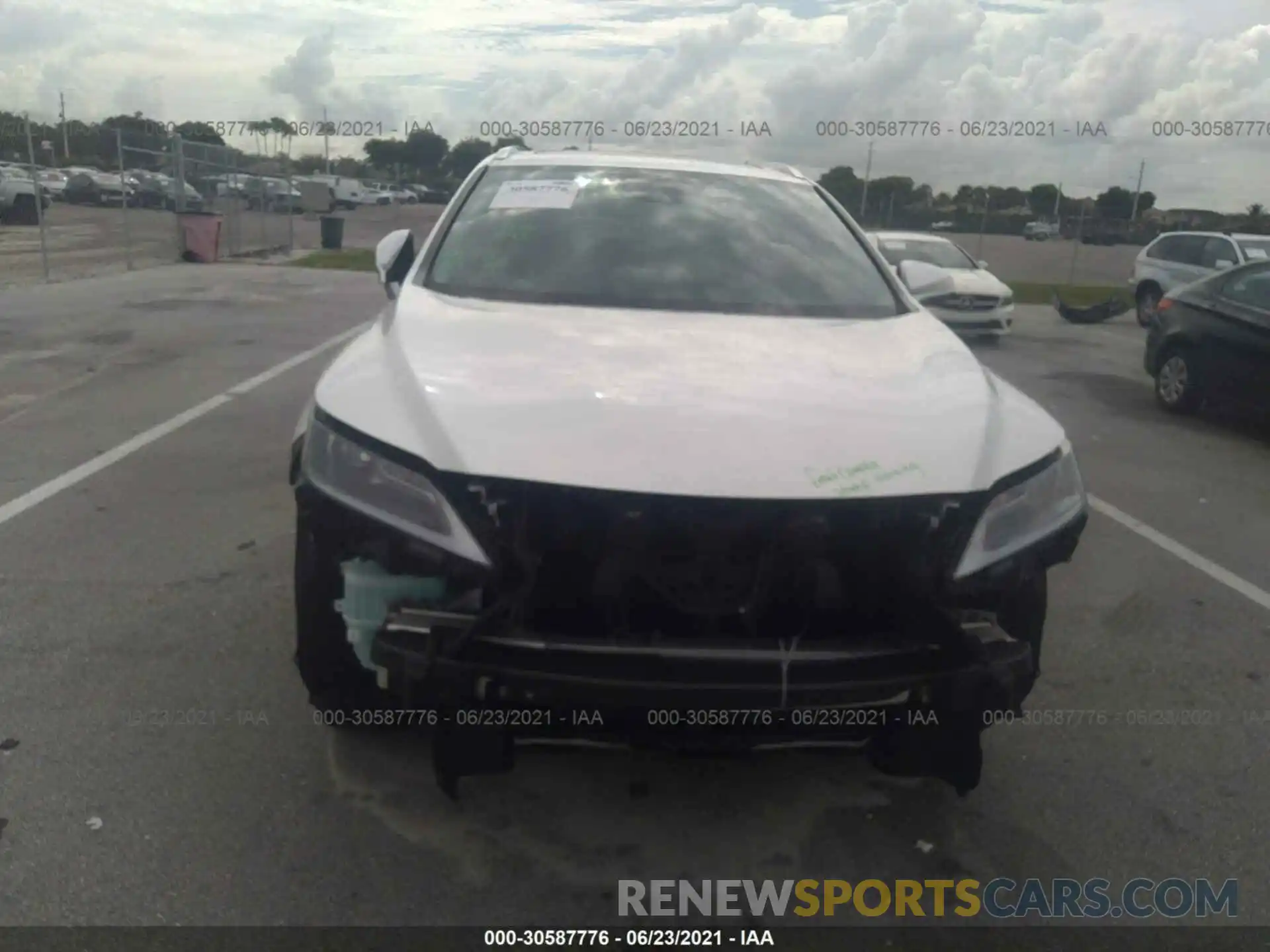 6 Photograph of a damaged car 2T2HZMAA8LC178333 LEXUS RX 2020