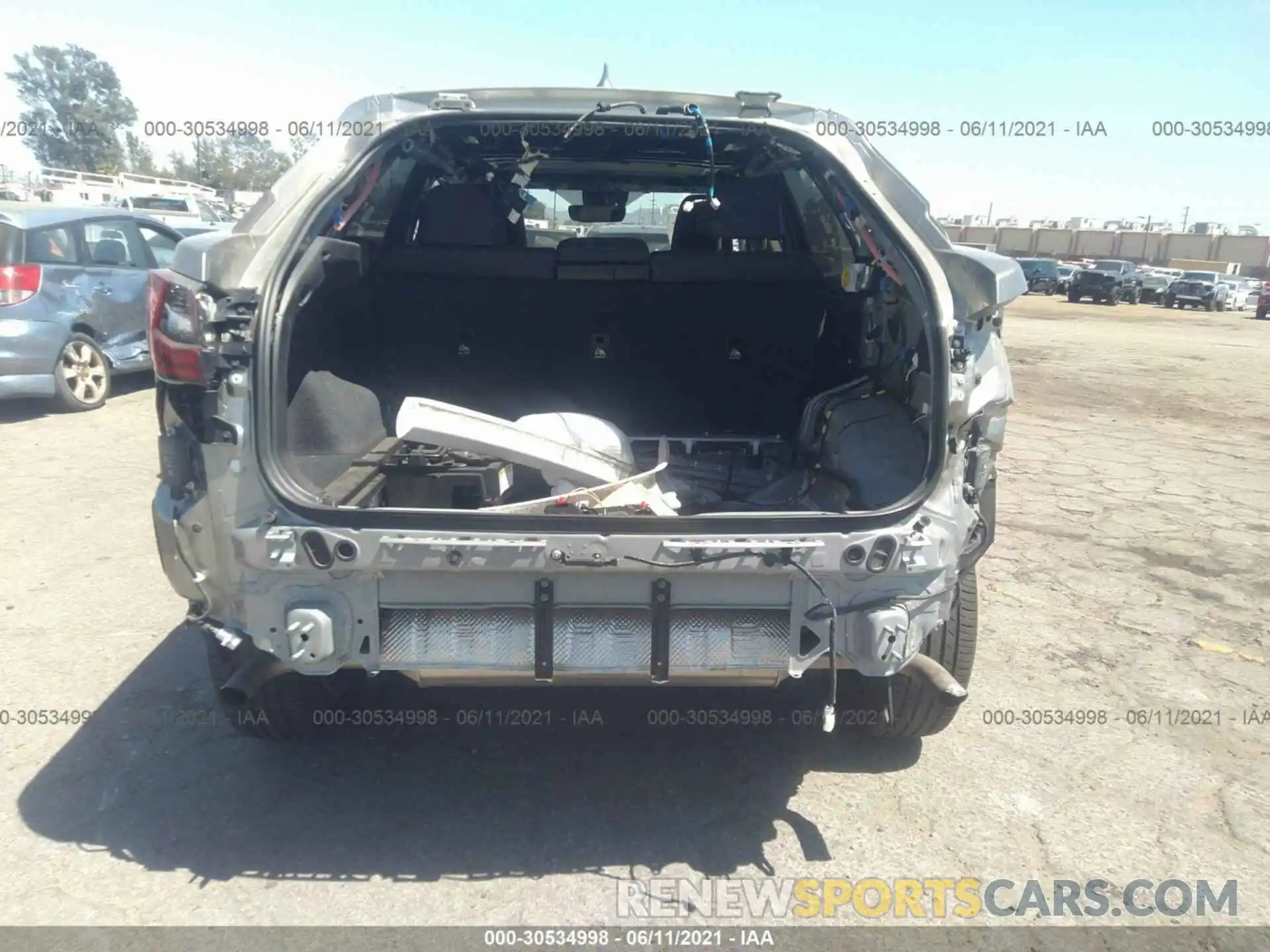6 Photograph of a damaged car 2T2HZMAA9LC162562 LEXUS RX 2020