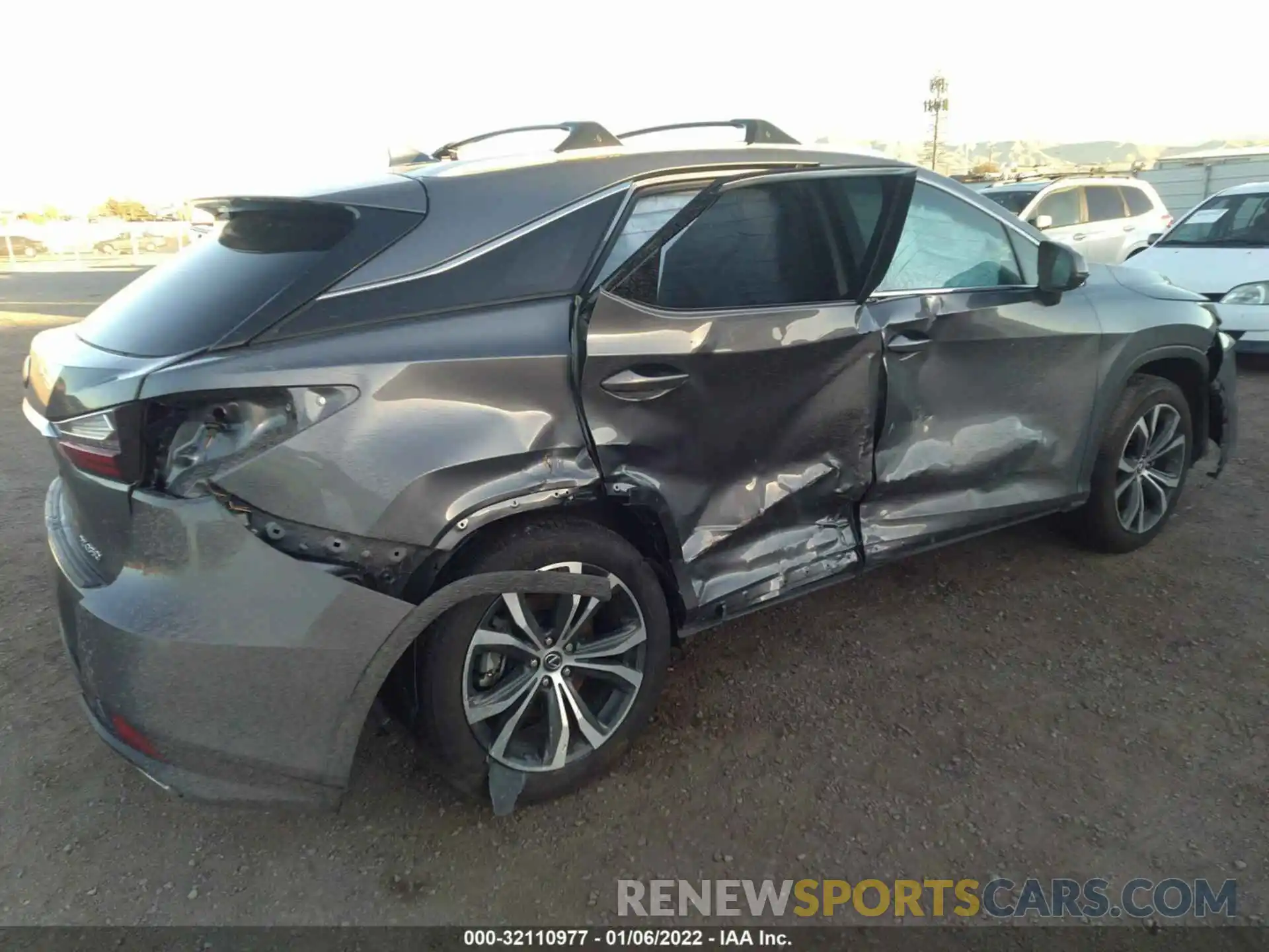 4 Photograph of a damaged car 2T2HZMAAXLC160383 LEXUS RX 2020