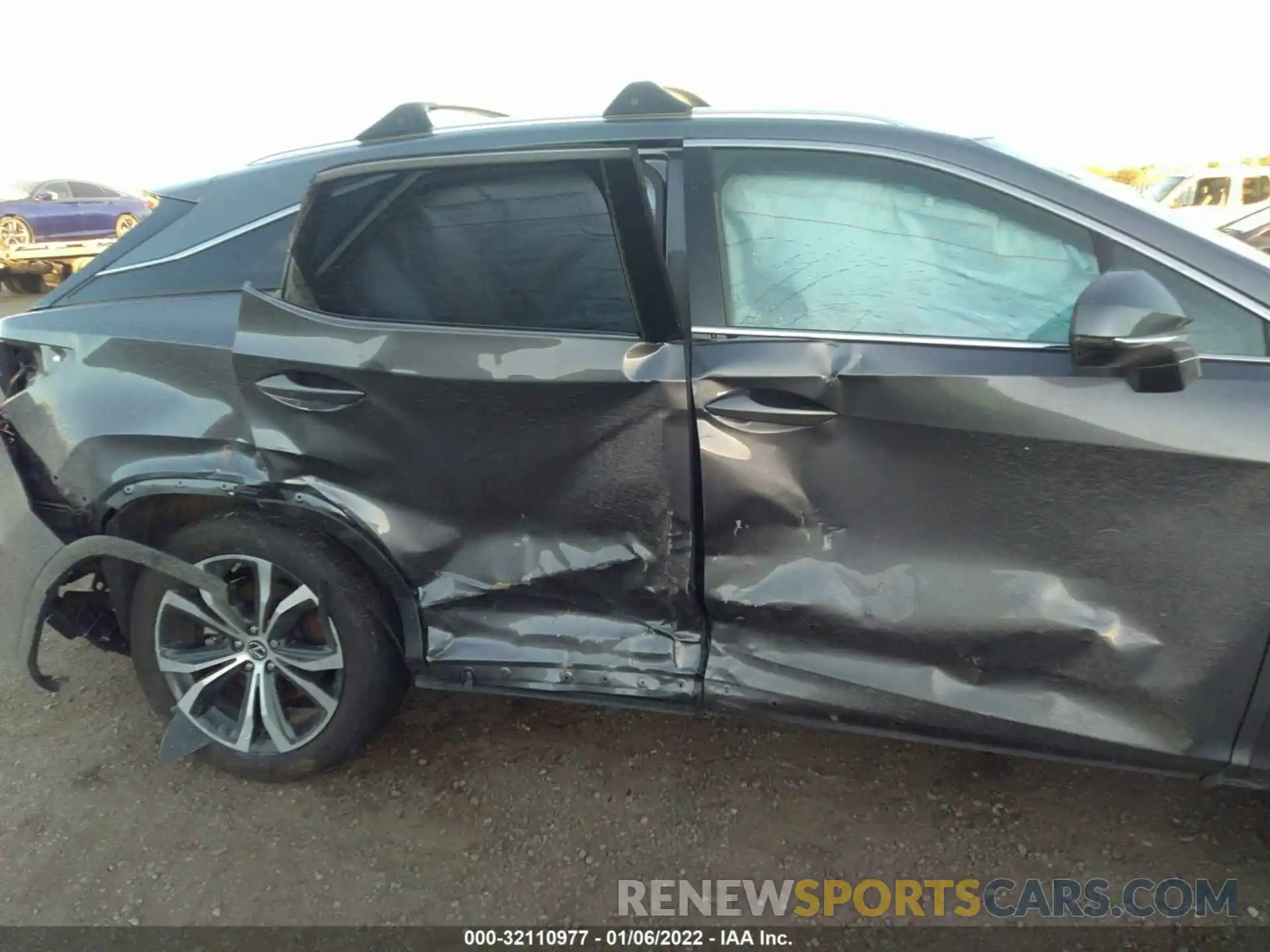 6 Photograph of a damaged car 2T2HZMAAXLC160383 LEXUS RX 2020