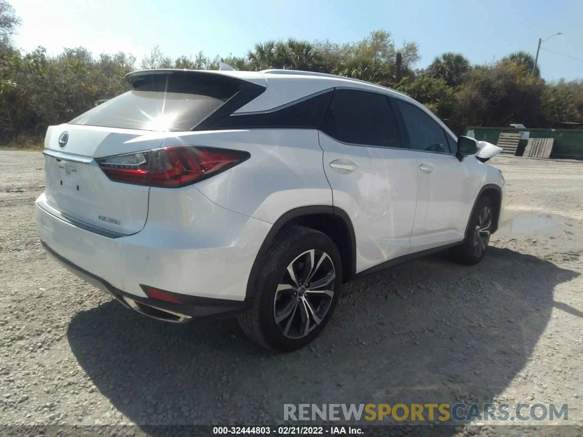 4 Photograph of a damaged car 2T2HZMAAXLC166541 LEXUS RX 2020