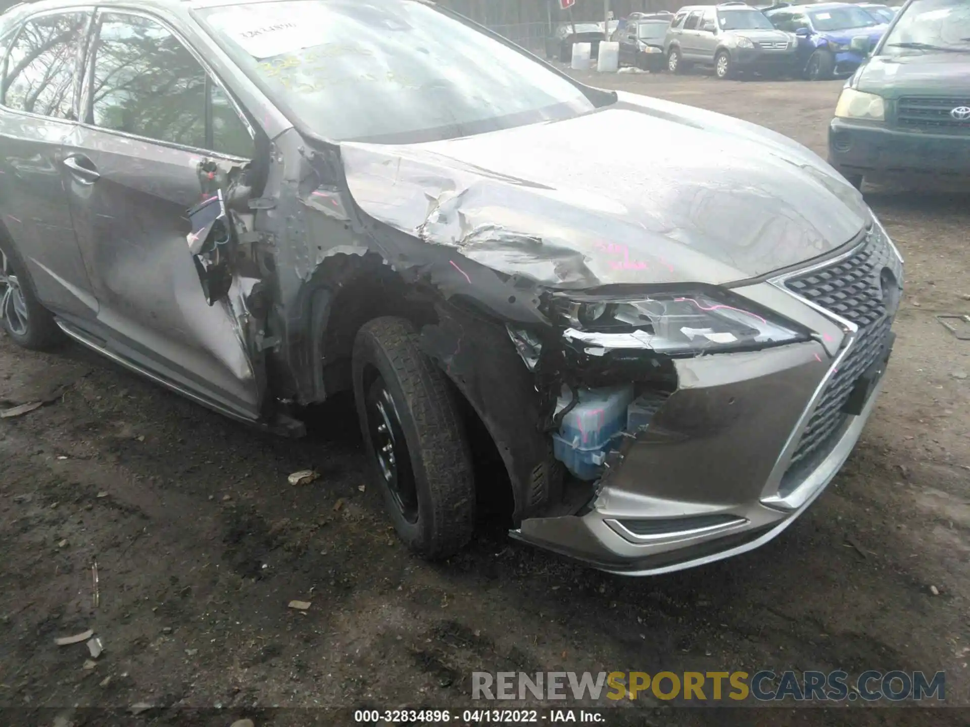 6 Photograph of a damaged car 2T2HZMDA0LC229058 LEXUS RX 2020