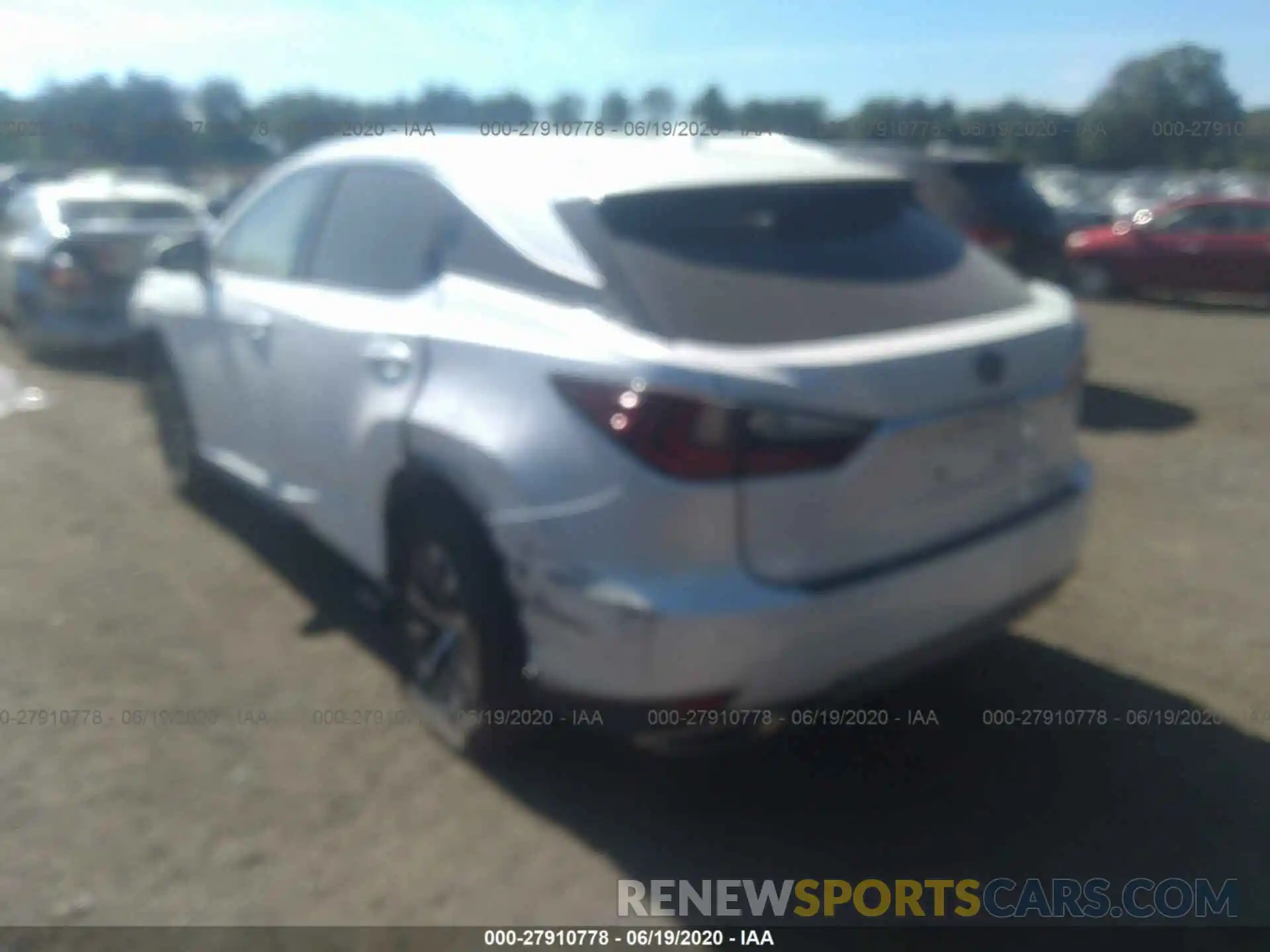 3 Photograph of a damaged car 2T2HZMDA2LC220510 LEXUS RX 2020