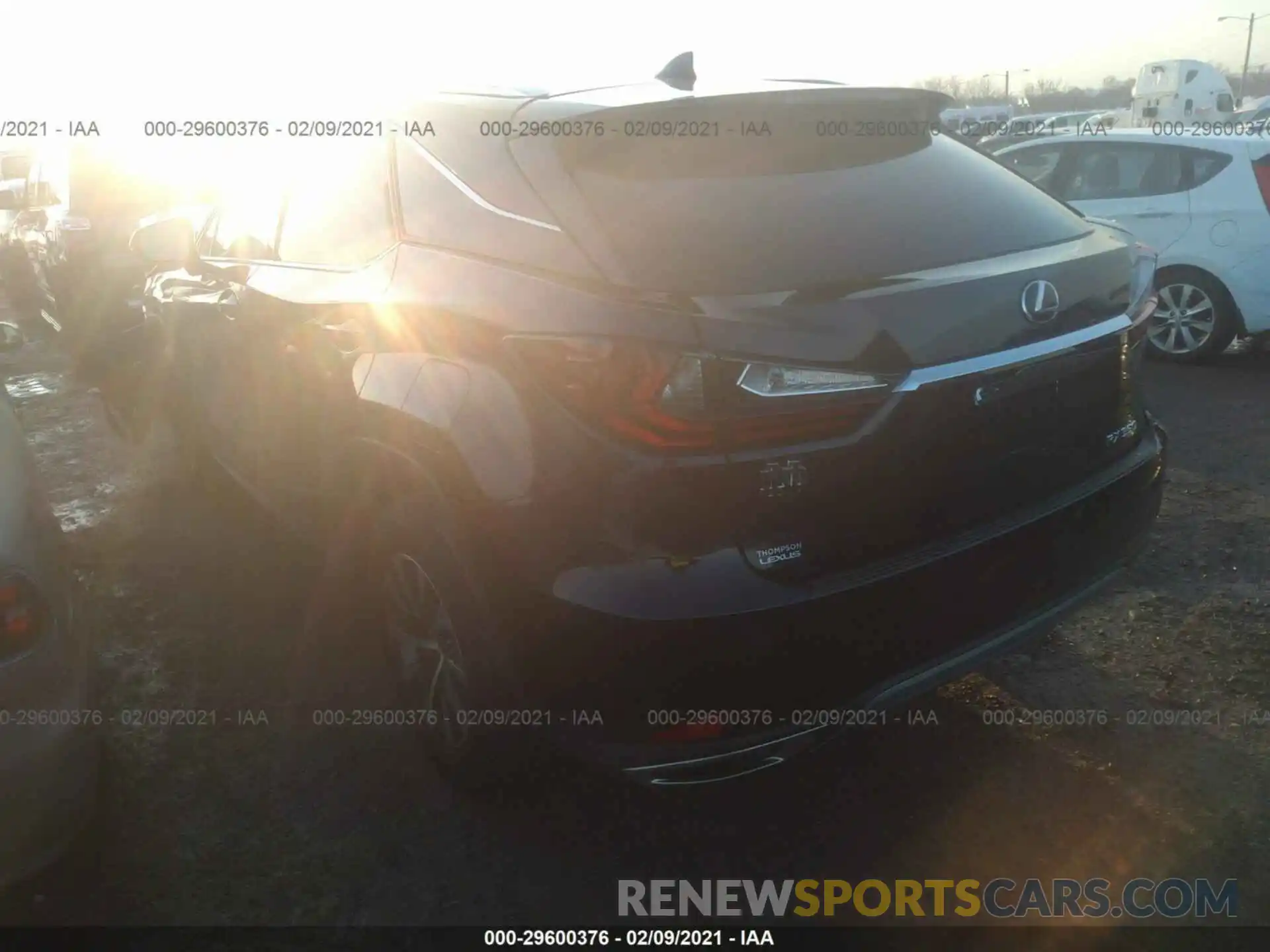 3 Фотография поврежденного автомобиля 2T2HZMDA4LC231797 LEXUS RX 2020