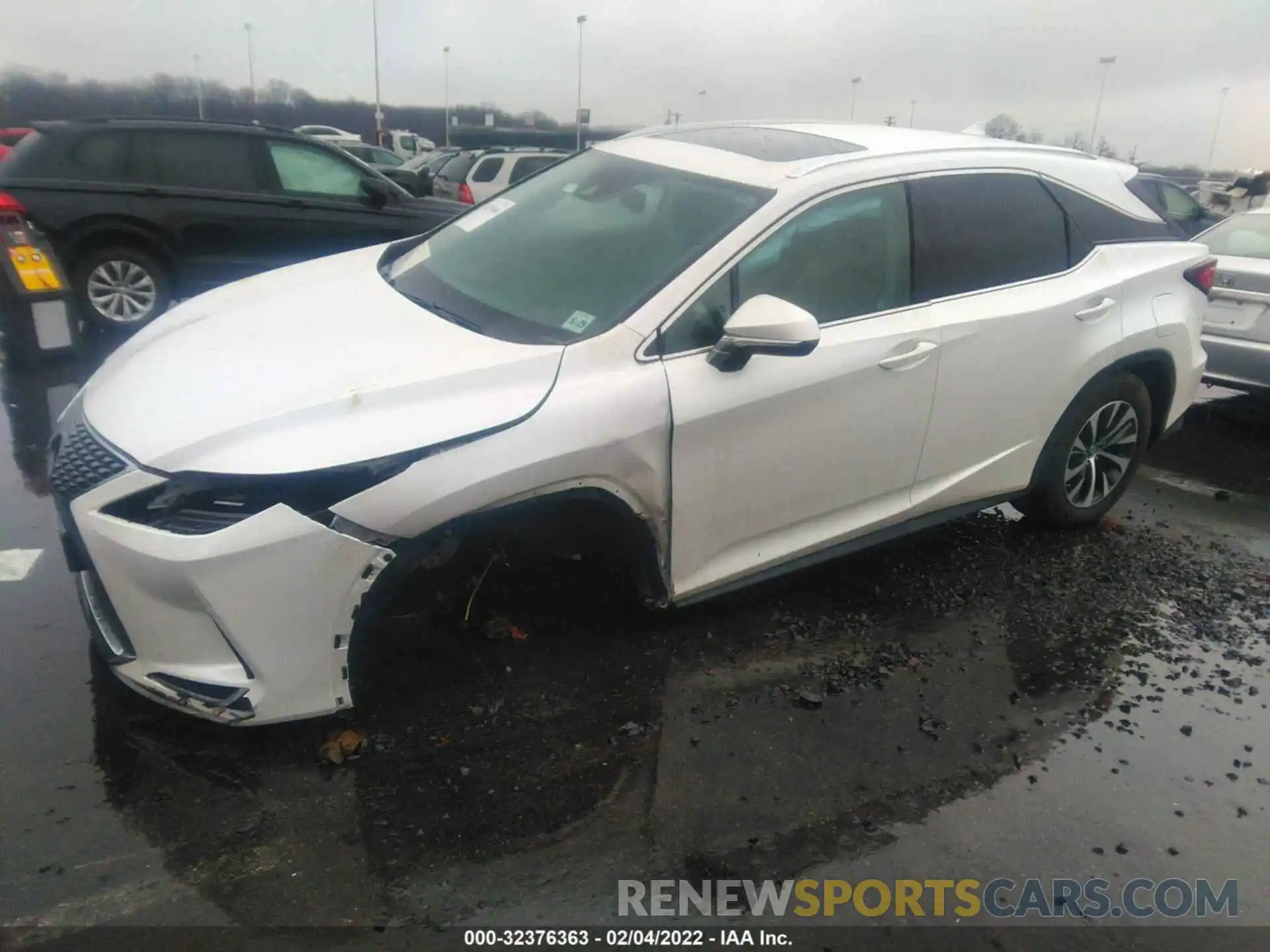 6 Photograph of a damaged car 2T2HZMDA4LC240922 LEXUS RX 2020