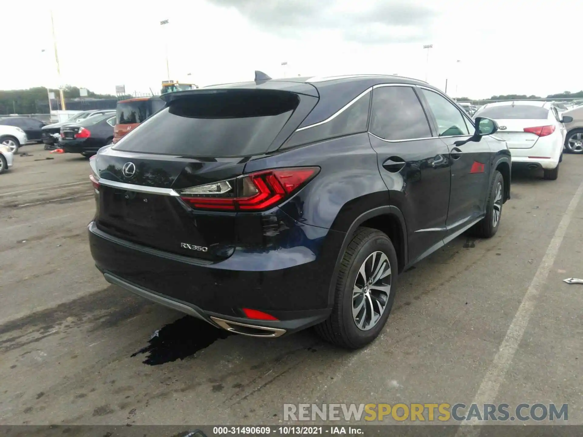 4 Photograph of a damaged car 2T2HZMDA4LC241004 LEXUS RX 2020