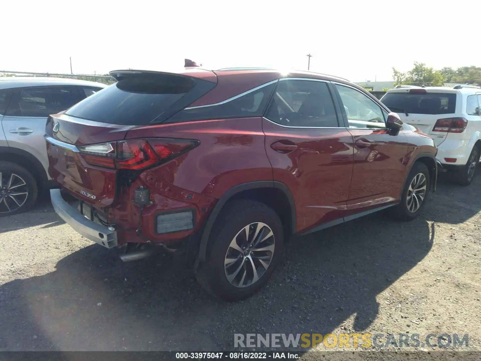 4 Photograph of a damaged car 2T2HZMDA8LC252197 LEXUS RX 2020