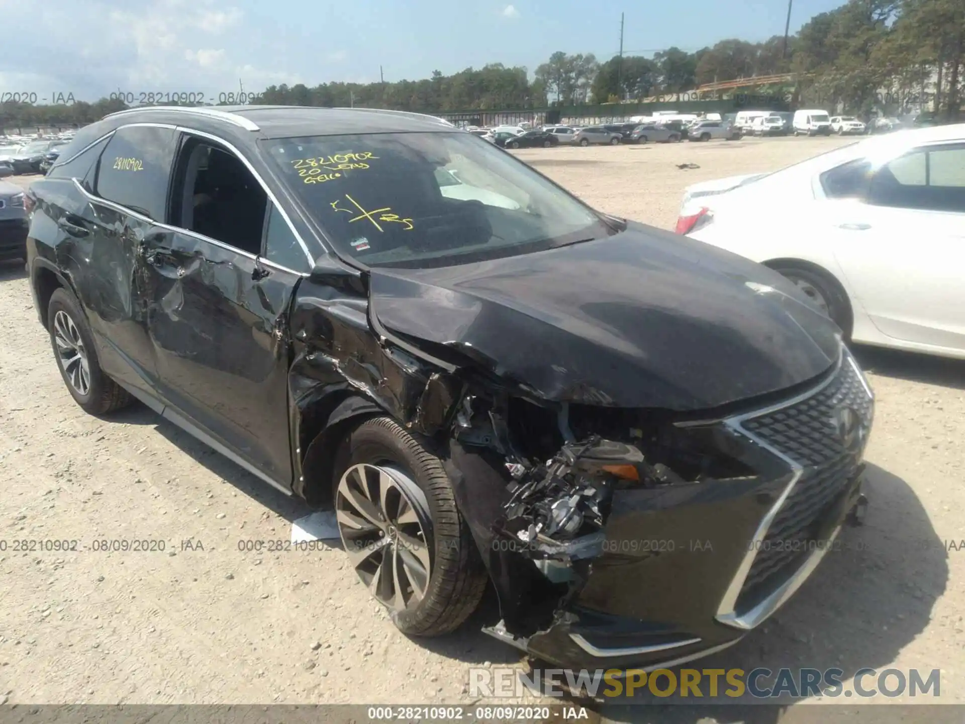 1 Photograph of a damaged car 2T2HZMDA9LC225624 LEXUS RX 2020