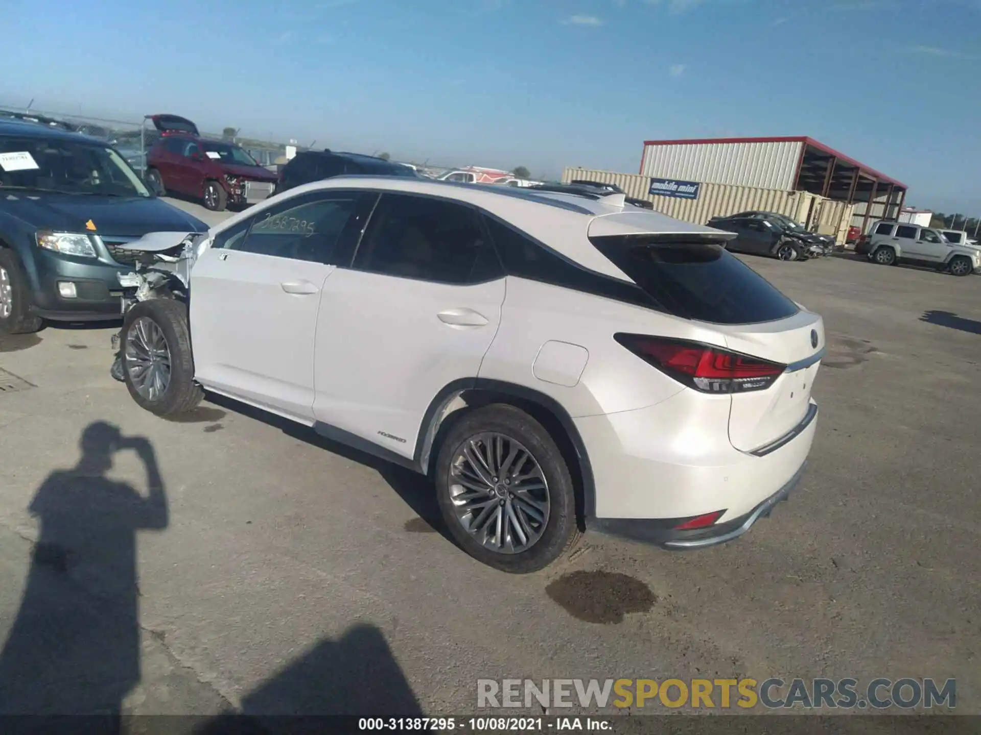 3 Фотография поврежденного автомобиля 2T2JGMDA6LC048537 LEXUS RX 2020