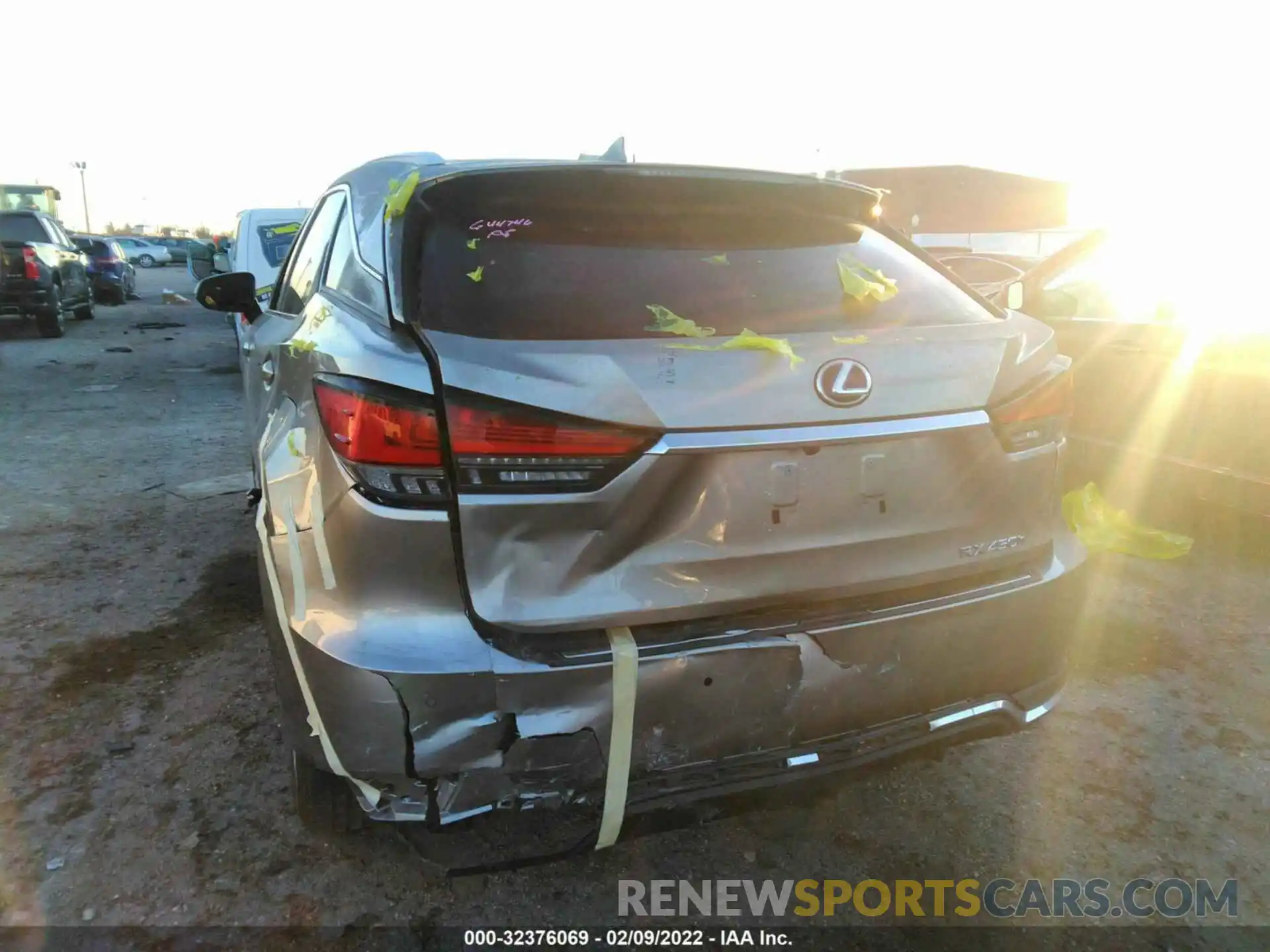 6 Photograph of a damaged car 2T2JGMDAXLC050761 LEXUS RX 2020