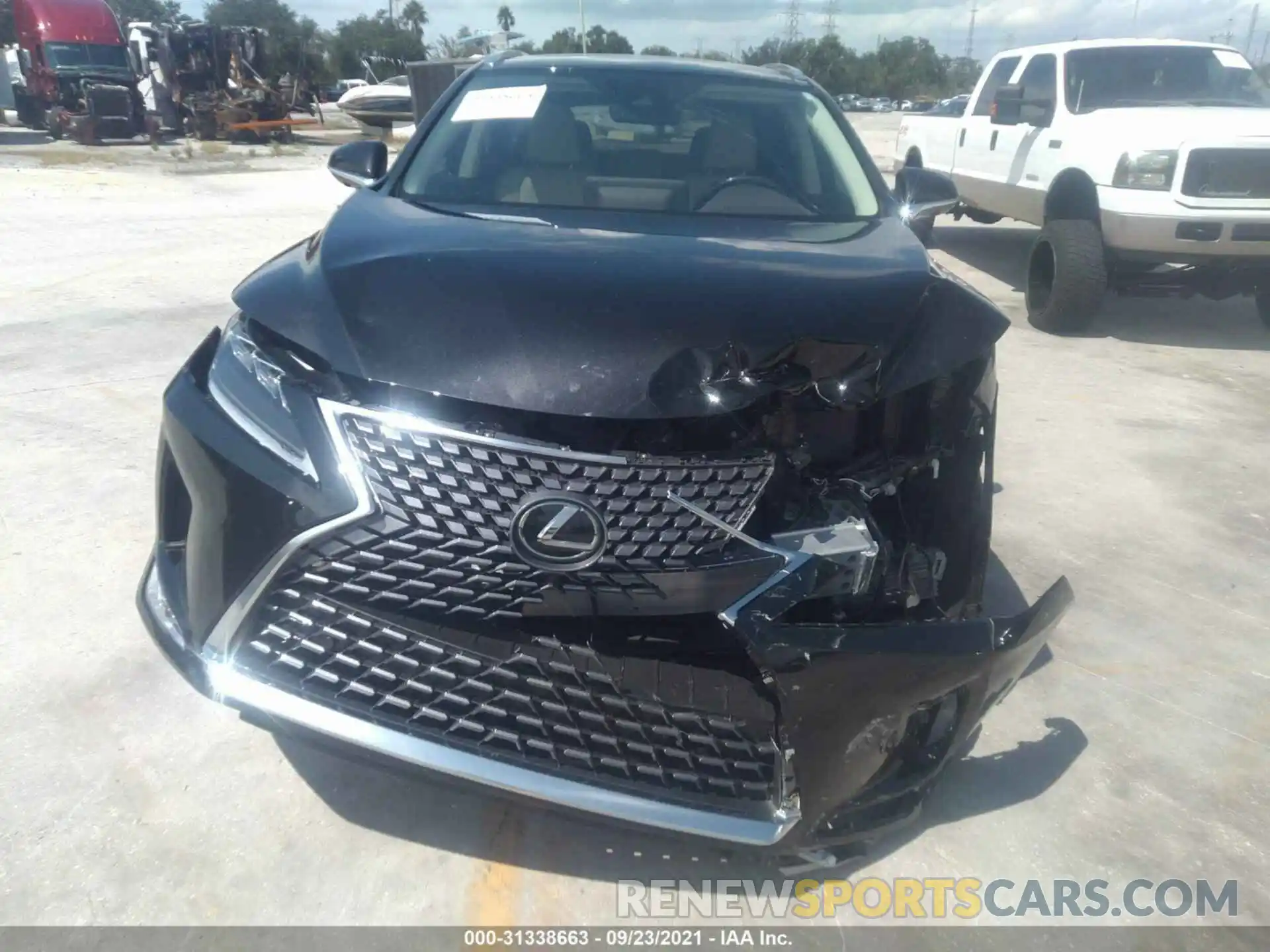 6 Photograph of a damaged car 2T2JZMAA2LC156507 LEXUS RX 2020