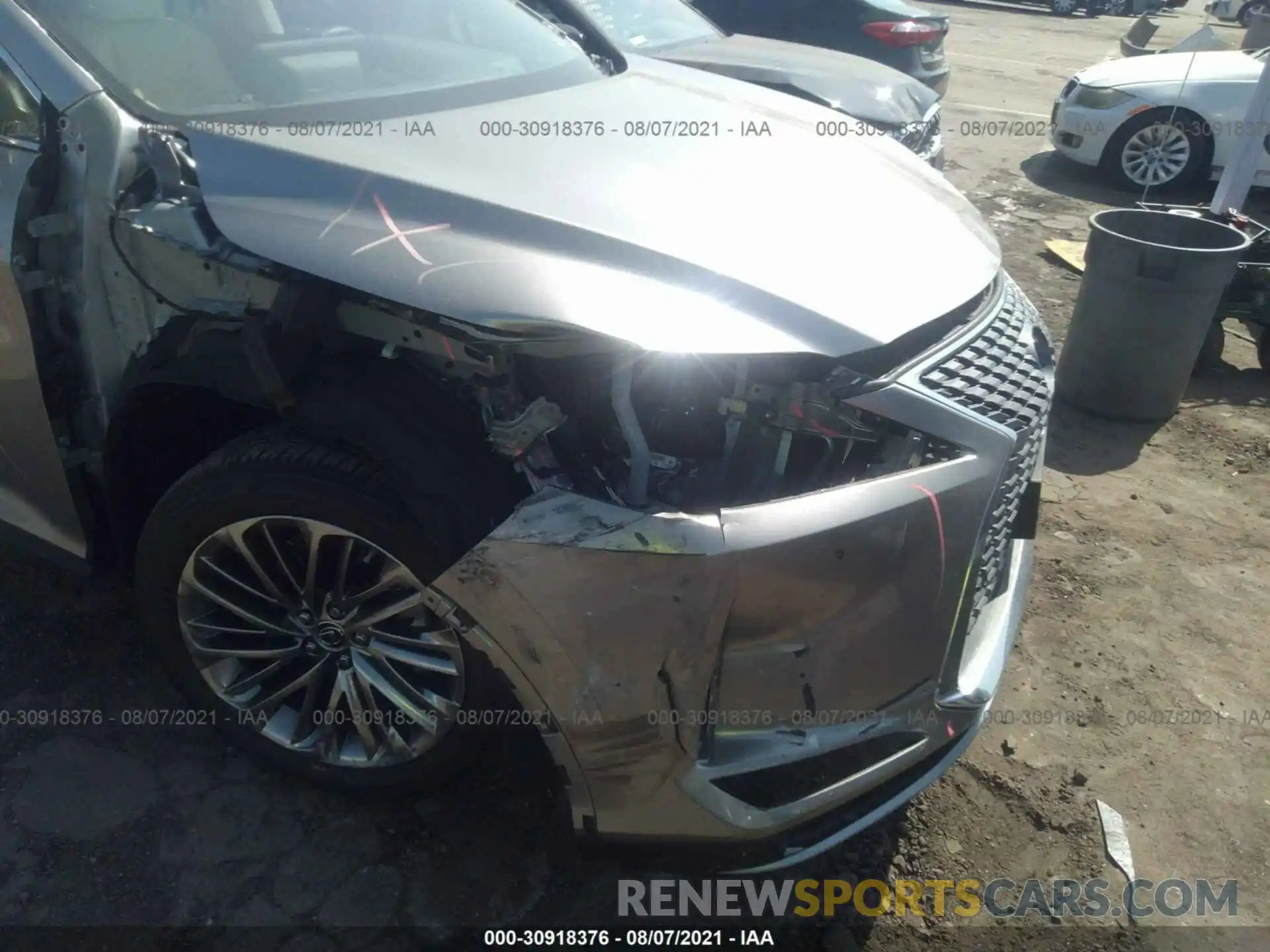 6 Photograph of a damaged car 2T2JZMAA2LC165580 LEXUS RX 2020