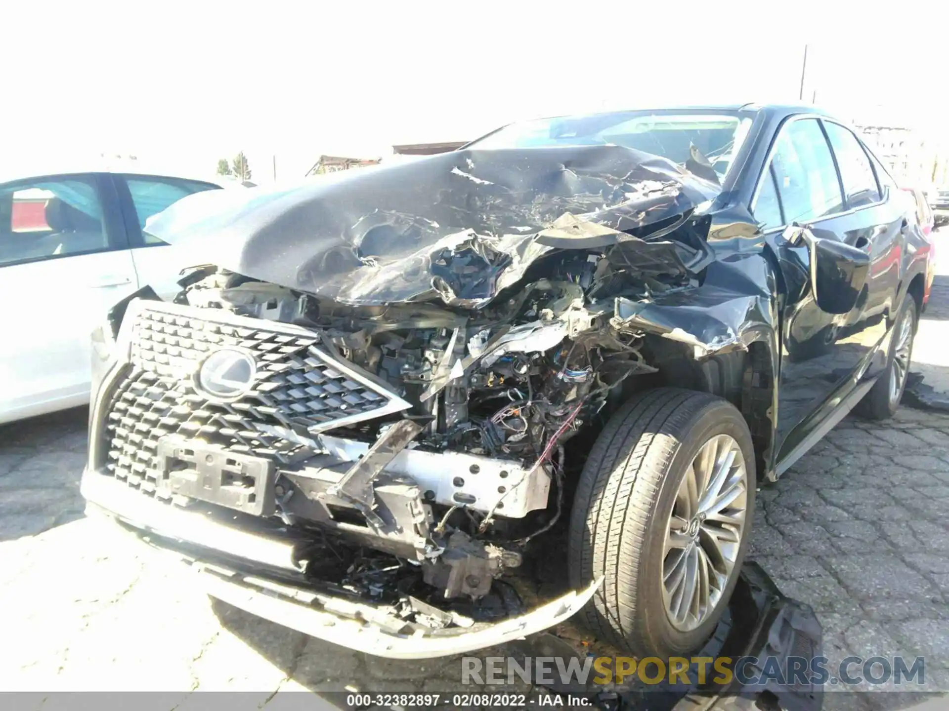 6 Photograph of a damaged car 2T2JZMAA5LC170367 LEXUS RX 2020