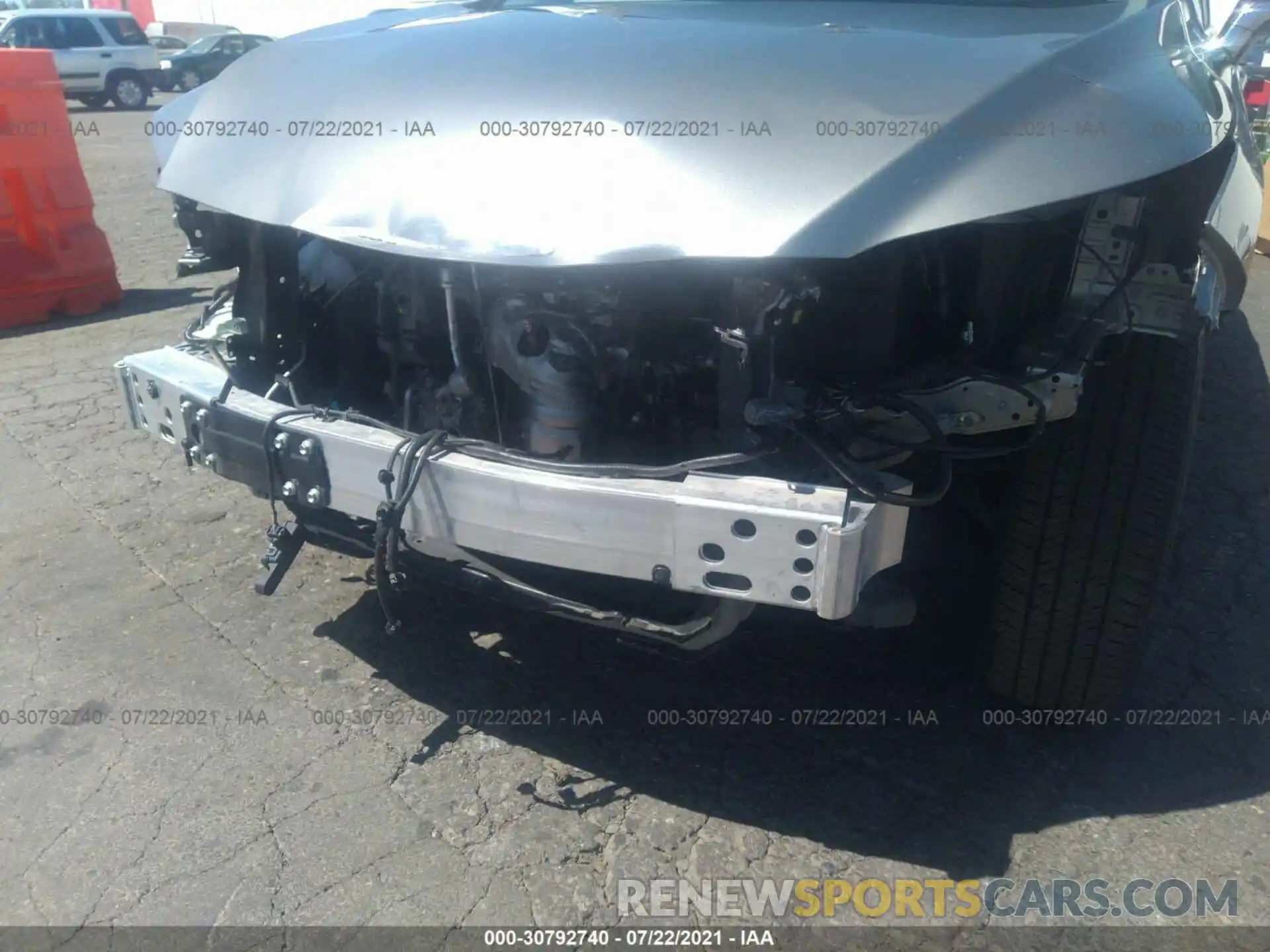 6 Photograph of a damaged car 2T2JZMDAXLC223348 LEXUS RX 2020