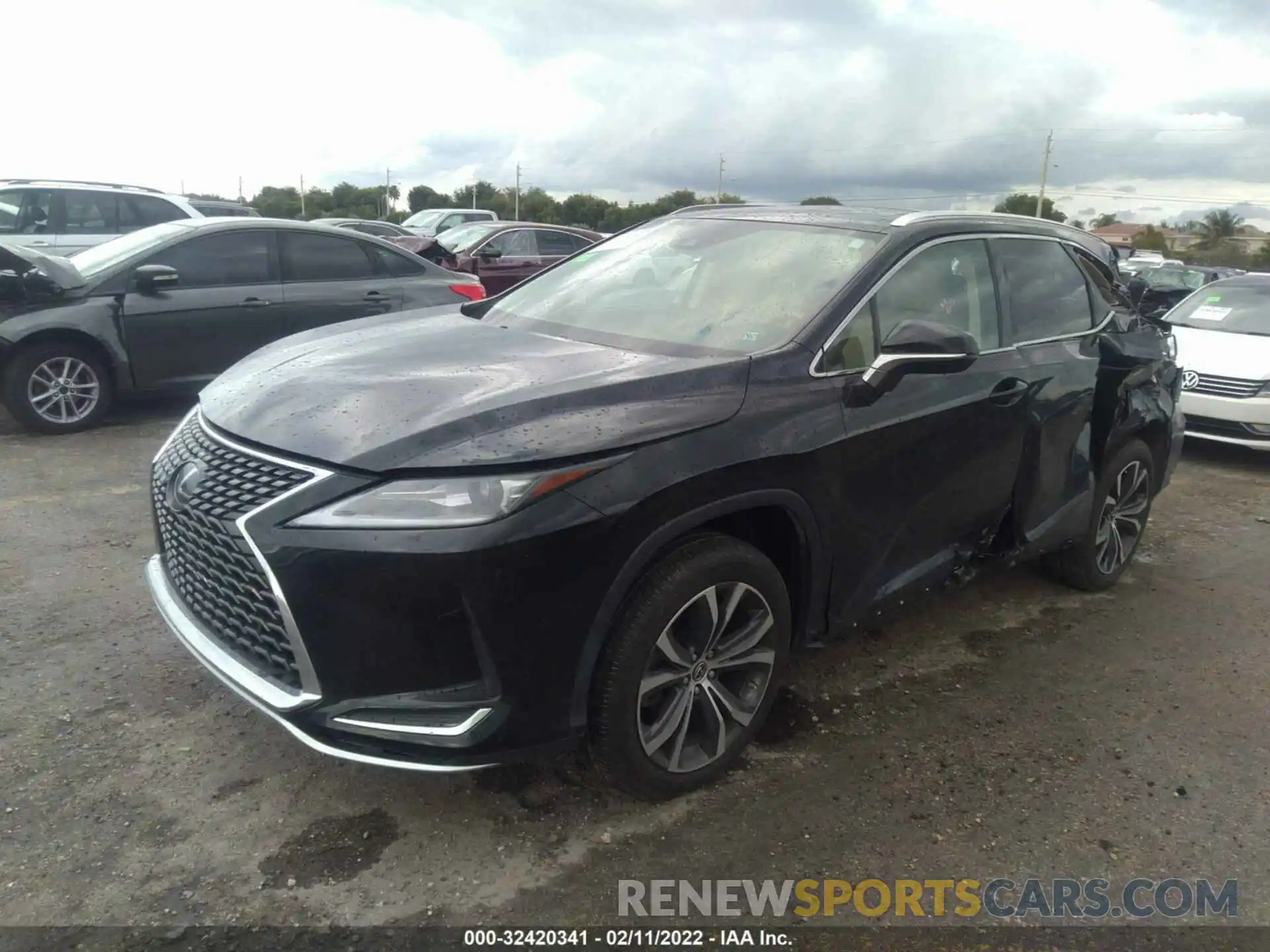 2 Фотография поврежденного автомобиля JTJHZKEA0L2015481 LEXUS RX 2020