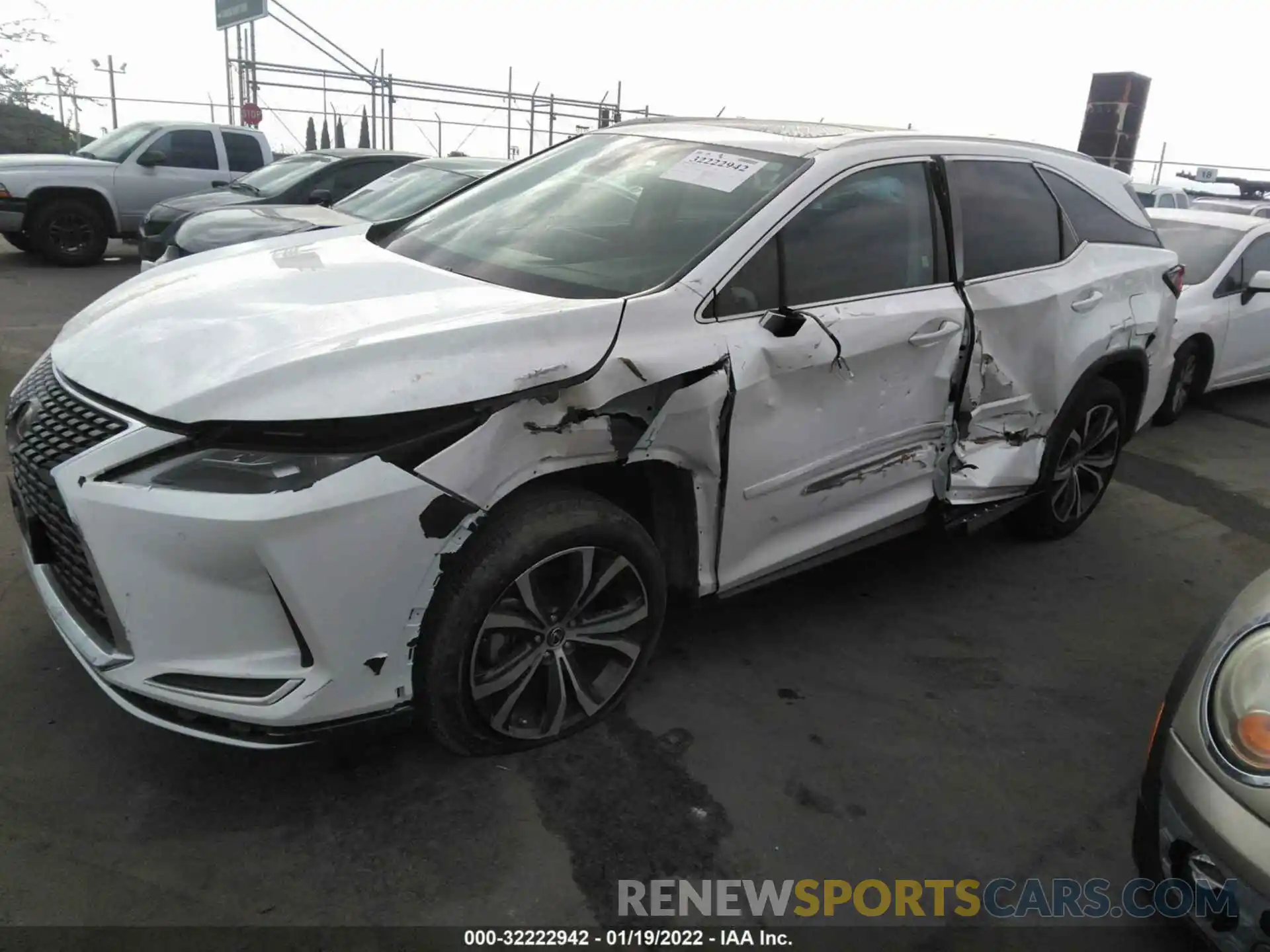 5 Photograph of a damaged car JTJHZKEA4L2017525 LEXUS RX 2020