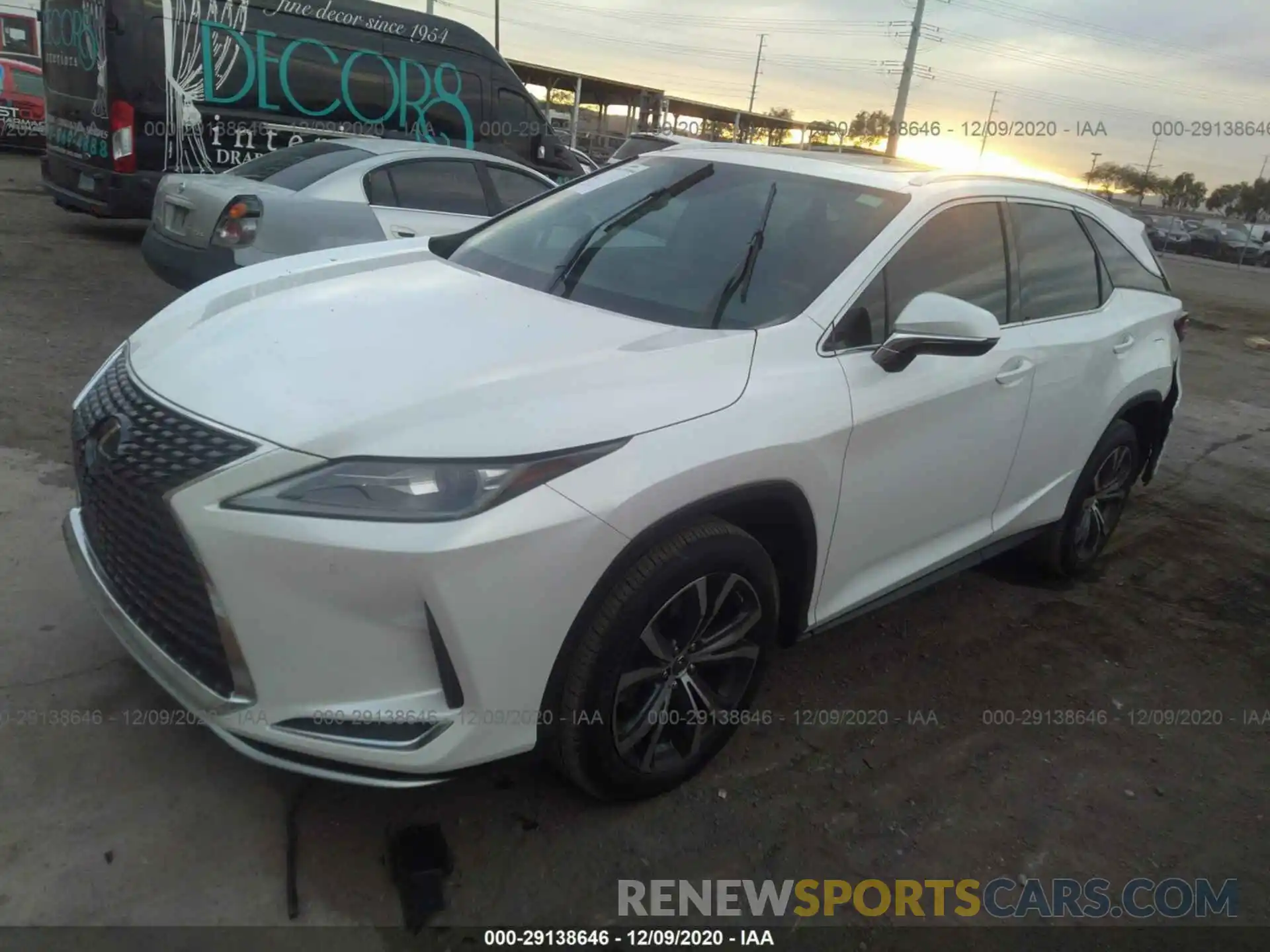 2 Photograph of a damaged car JTJHZKEAXL2015410 LEXUS RX 2020