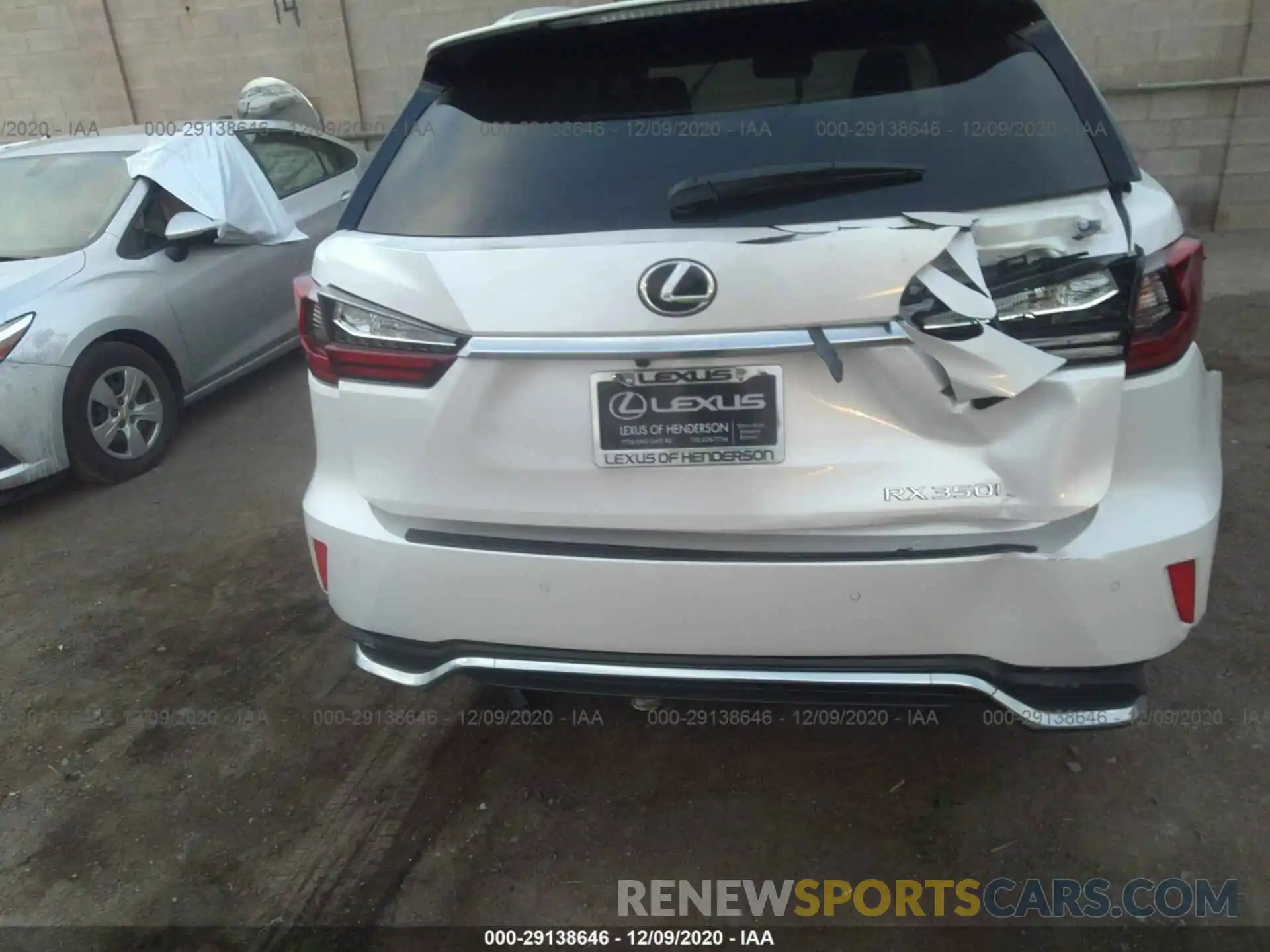 6 Photograph of a damaged car JTJHZKEAXL2015410 LEXUS RX 2020