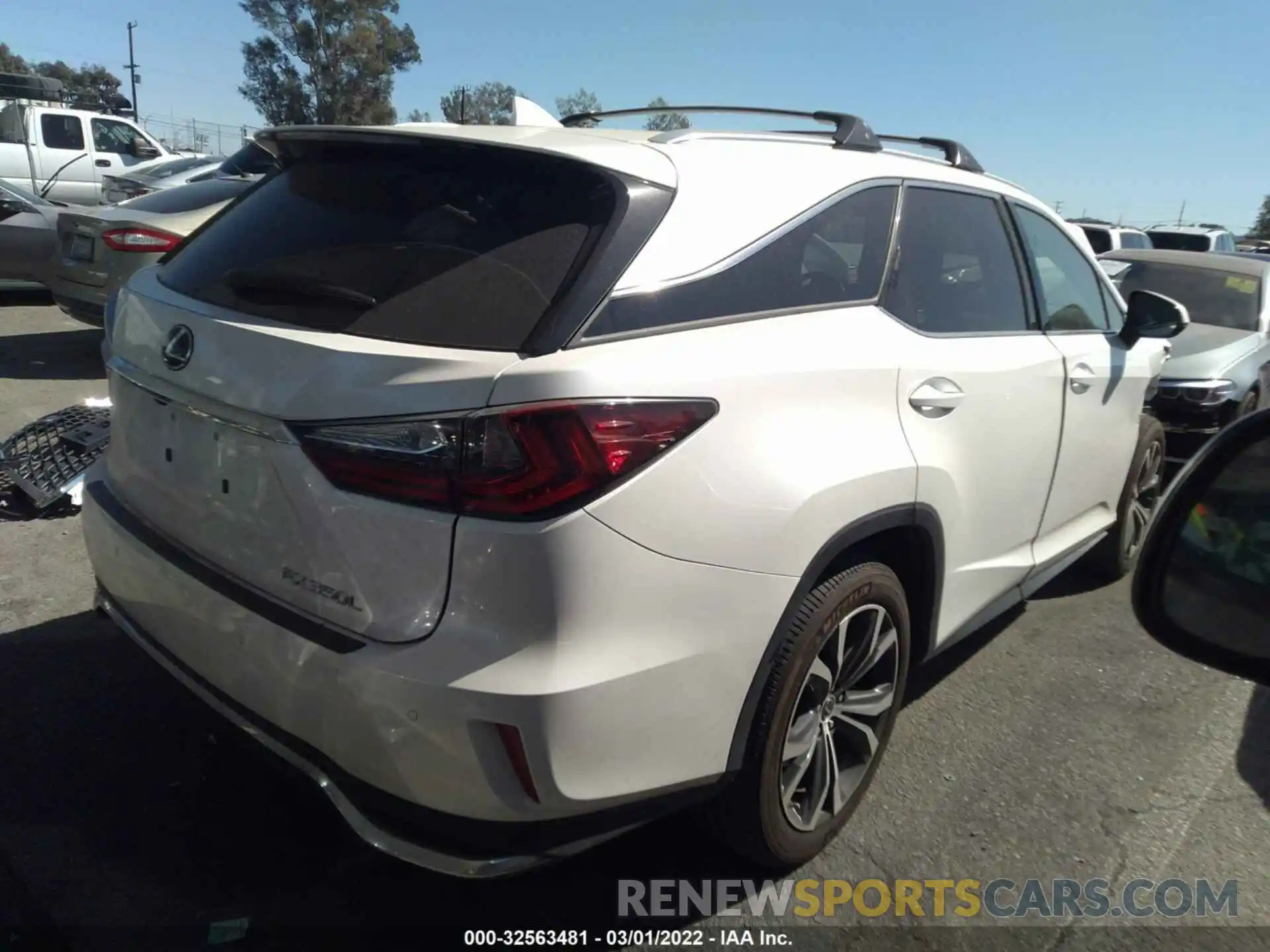 4 Photograph of a damaged car JTJHZKFA6L2023700 LEXUS RX 2020