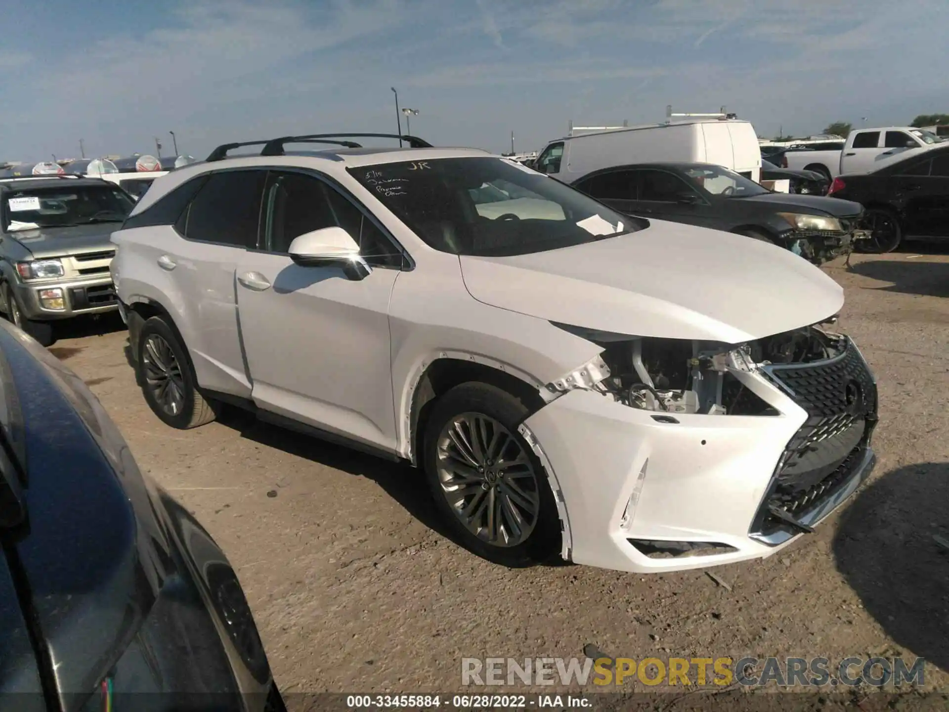 1 Photograph of a damaged car JTJJZKEA7L2016712 LEXUS RX 2020