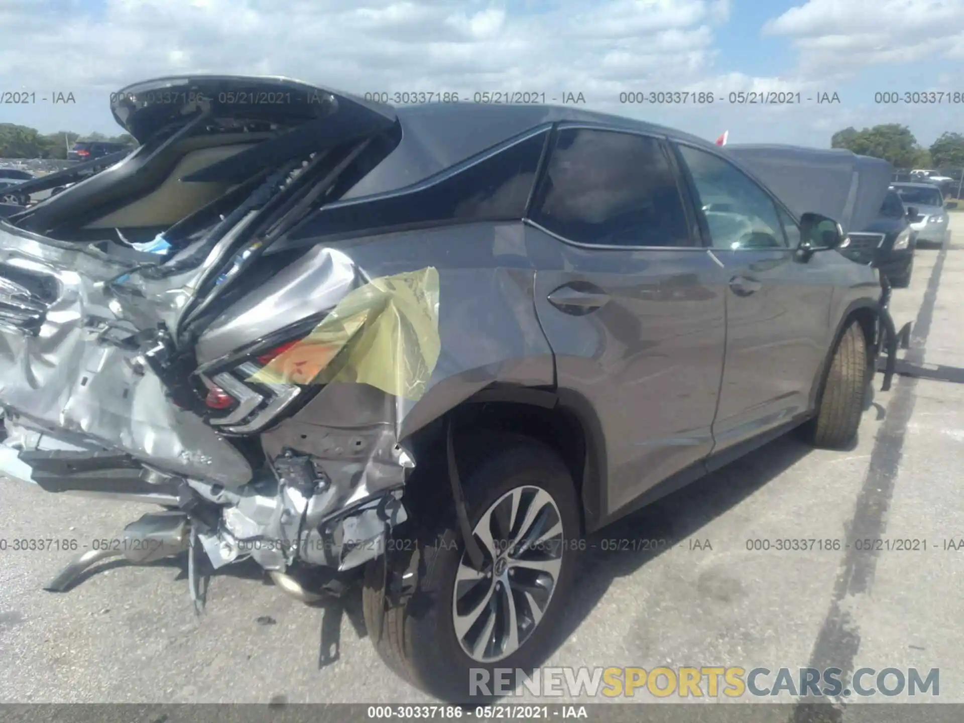 4 Photograph of a damaged car 2T2AZMAA5MC194038 LEXUS RX 2021