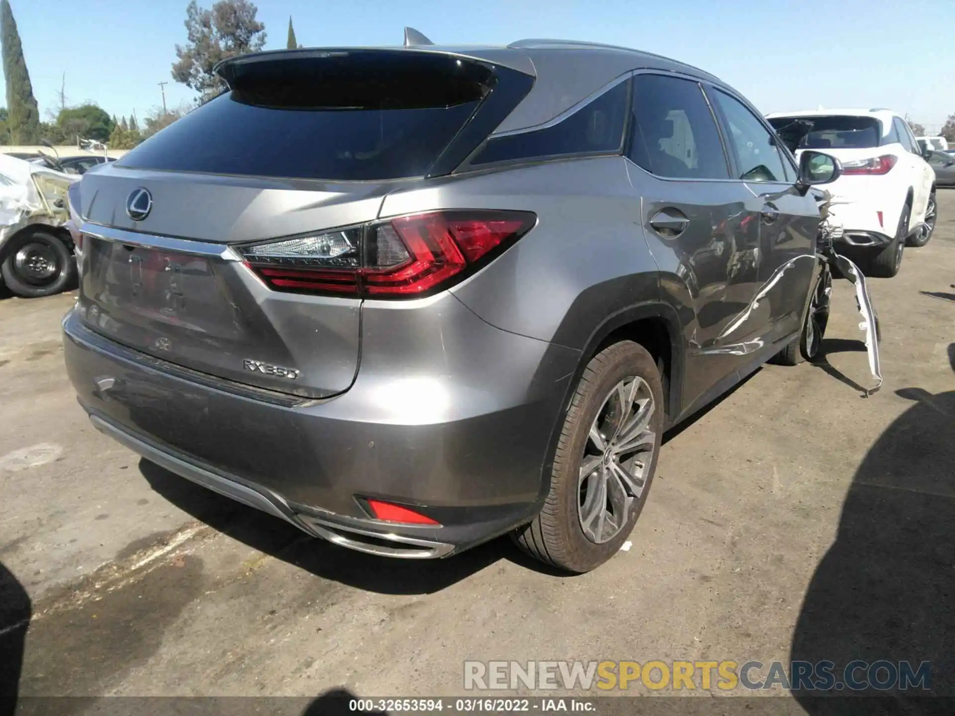 4 Photograph of a damaged car 2T2HZMAA5MC188576 LEXUS RX 2021