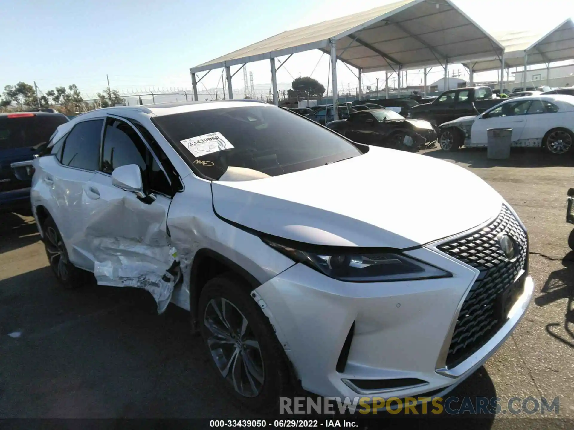 1 Photograph of a damaged car 2T2HZMAA6MC214005 LEXUS RX 2021