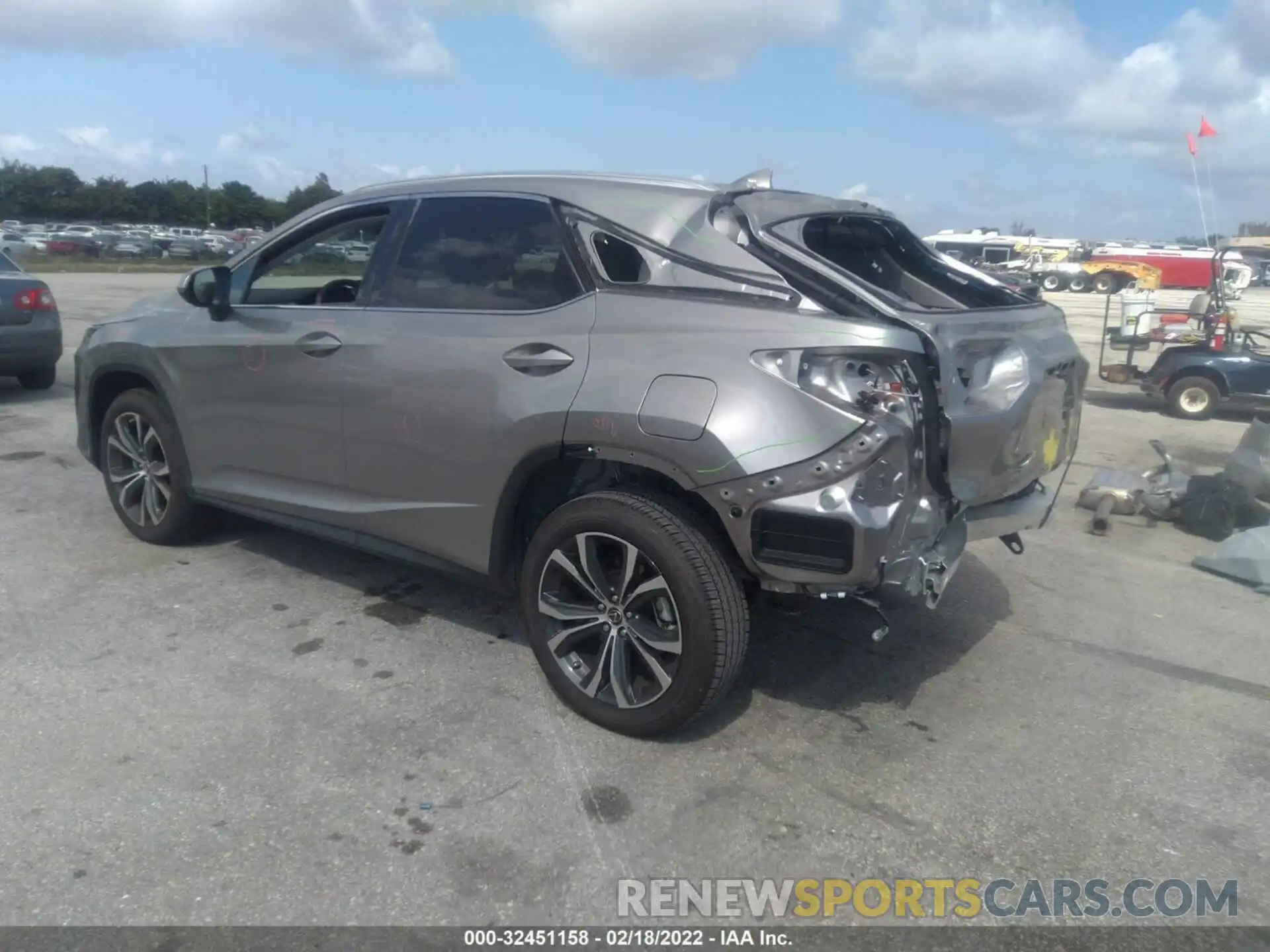 3 Photograph of a damaged car 2T2HZMAA8MC218136 LEXUS RX 2021