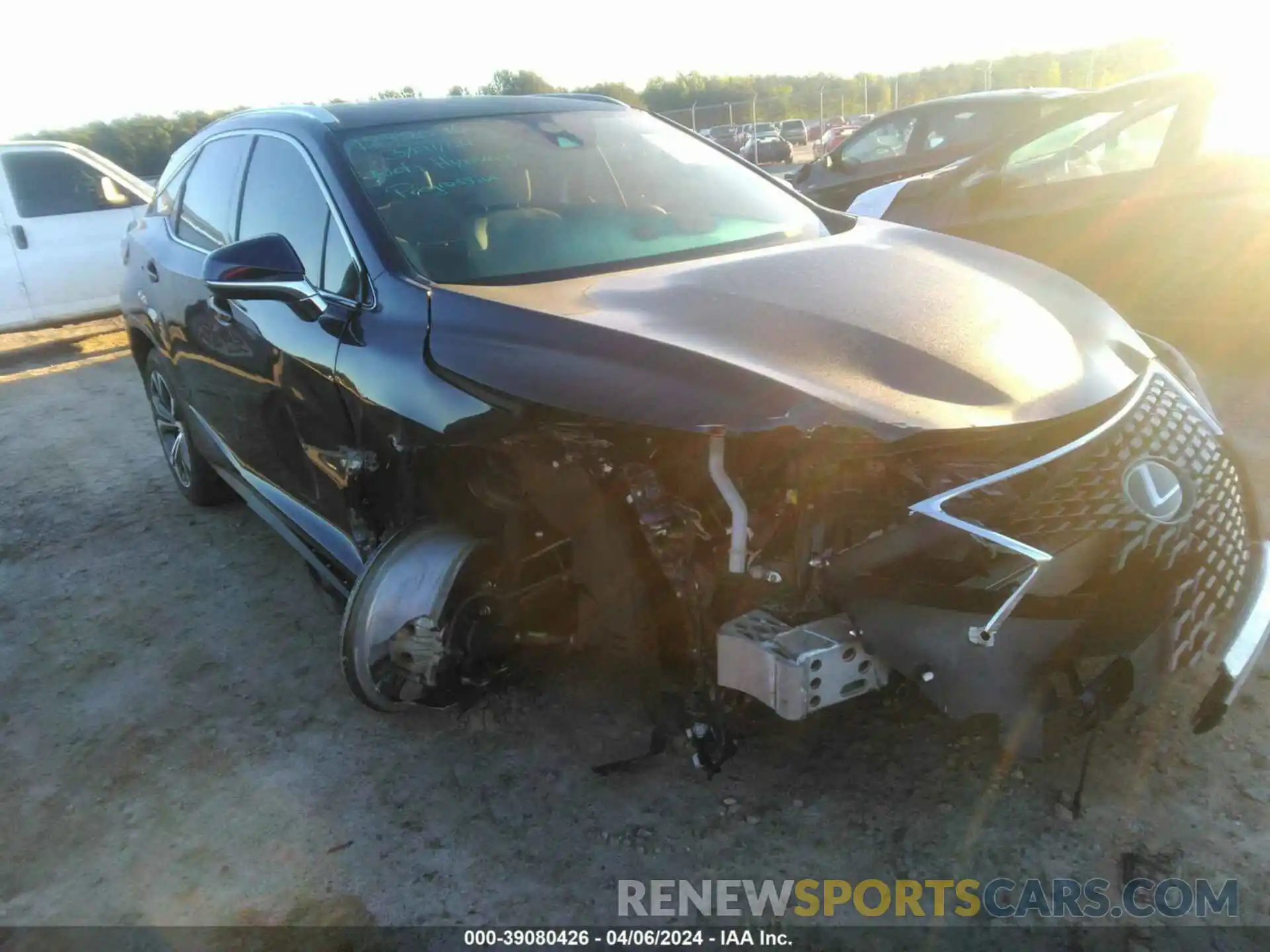 1 Photograph of a damaged car 2T2HZMAA9MC198074 LEXUS RX 2021