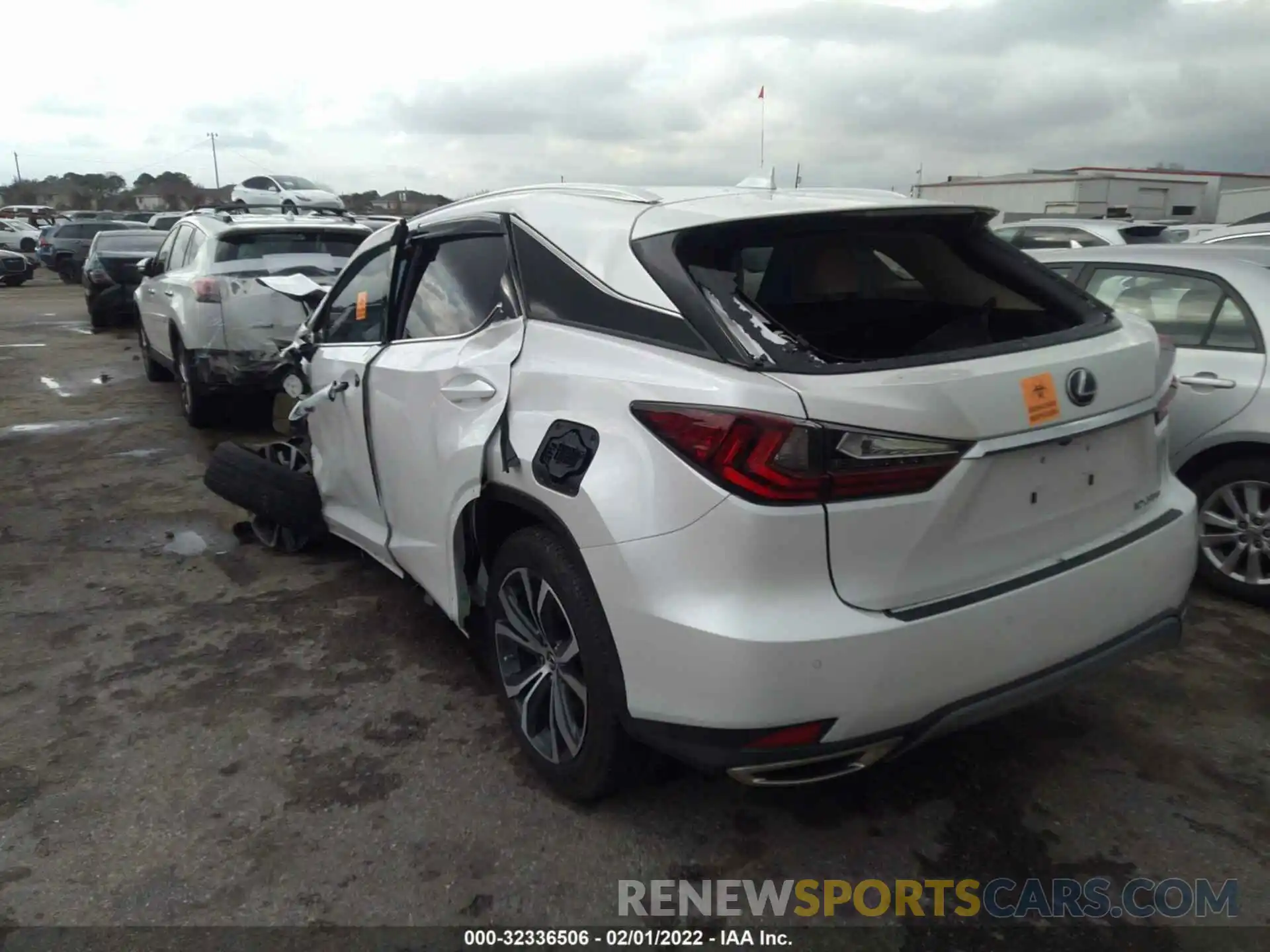 3 Фотография поврежденного автомобиля 2T2HZMAAXMC203072 LEXUS RX 2021