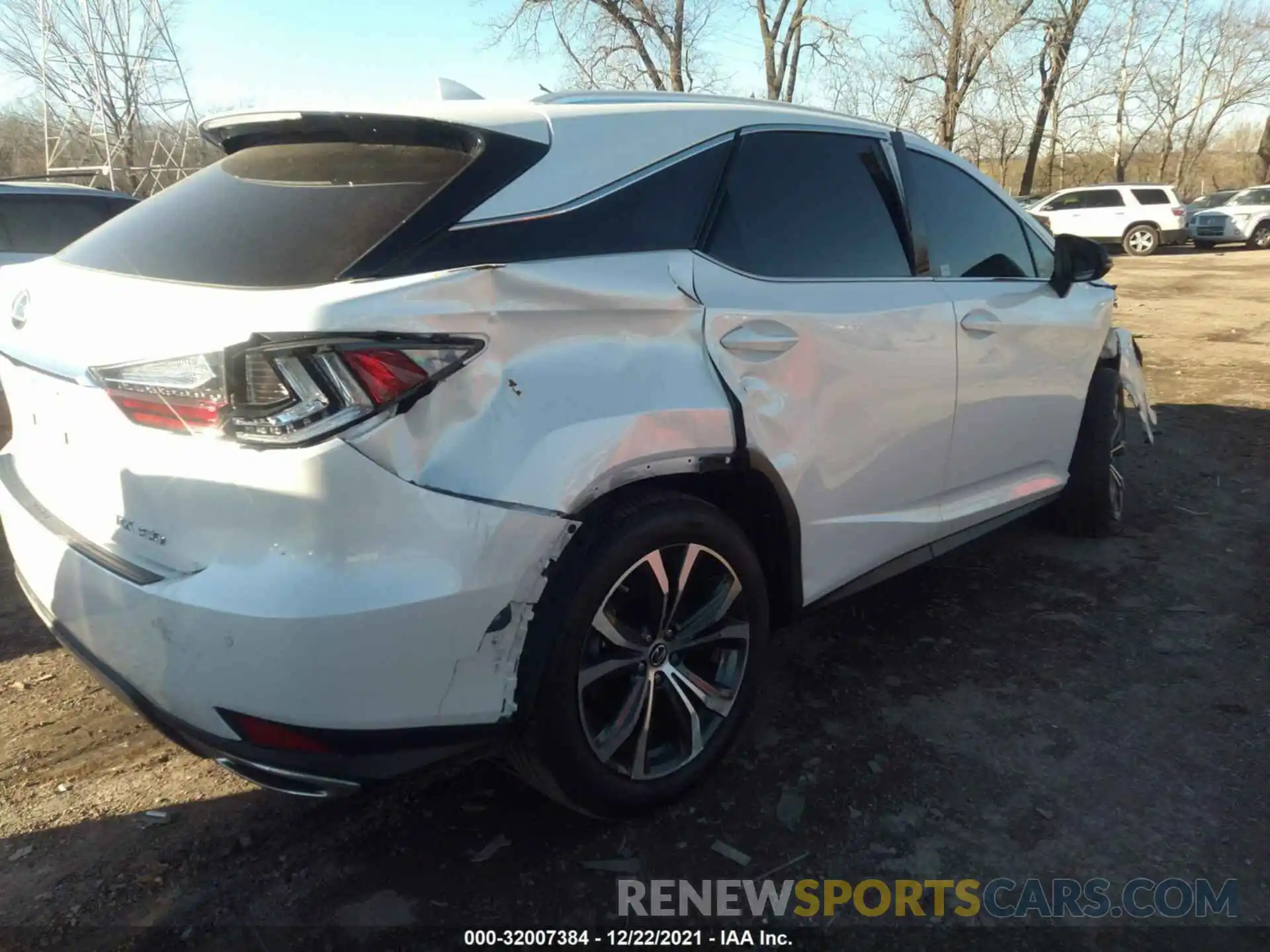 4 Photograph of a damaged car 2T2HZMDA2MC268123 LEXUS RX 2021