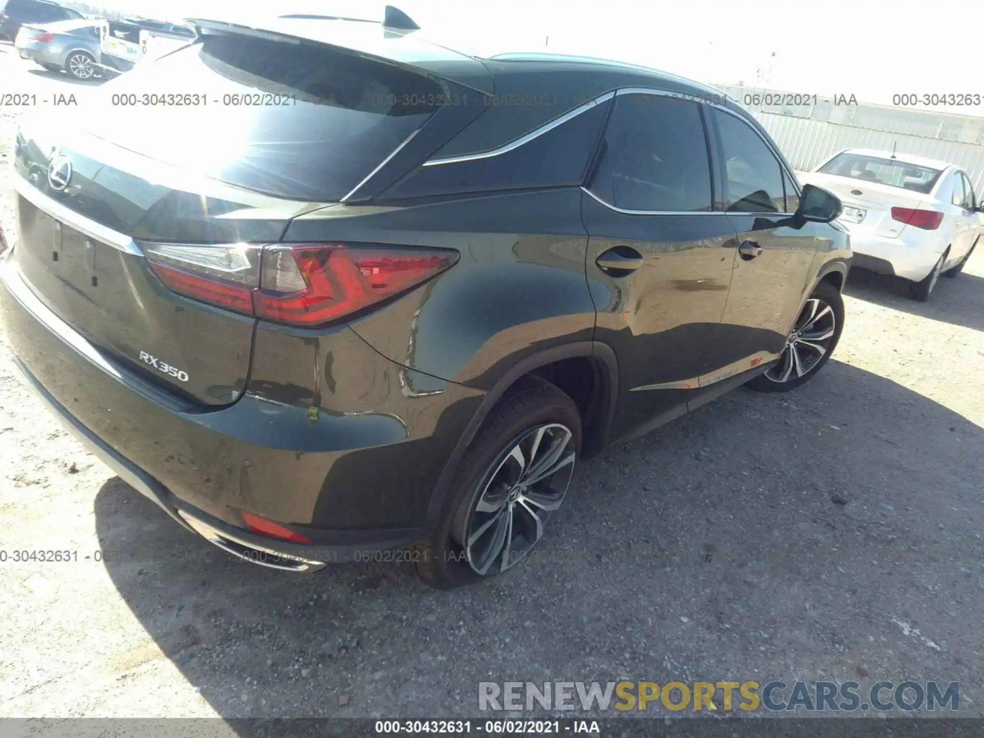 4 Photograph of a damaged car 2T2HZMDA3MC271709 LEXUS RX 2021