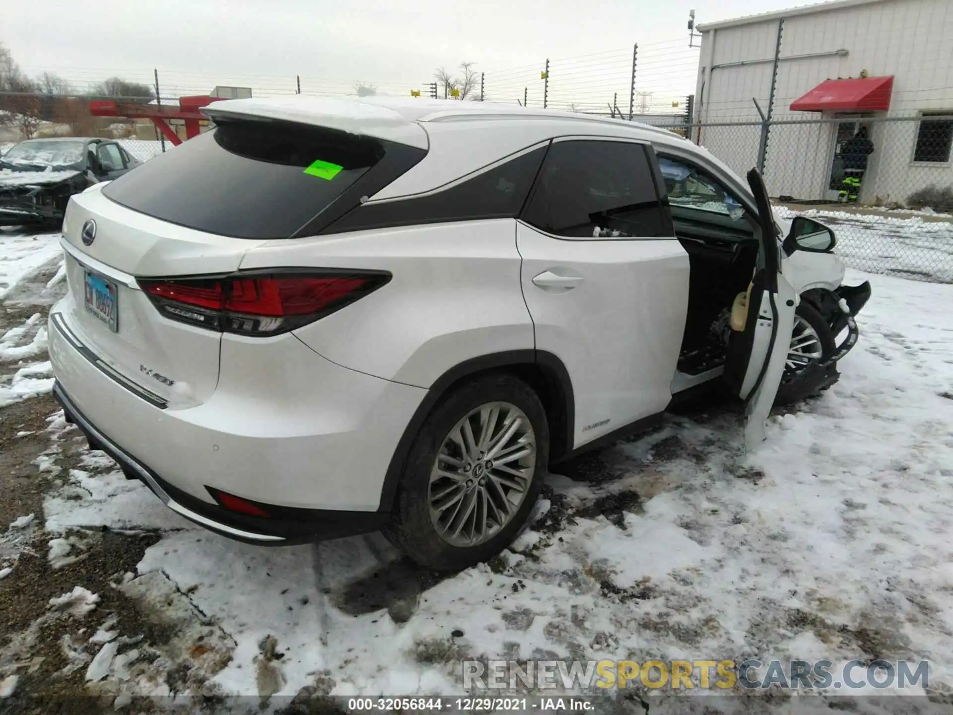 4 Фотография поврежденного автомобиля 2T2JGMDA7MC064764 LEXUS RX 2021