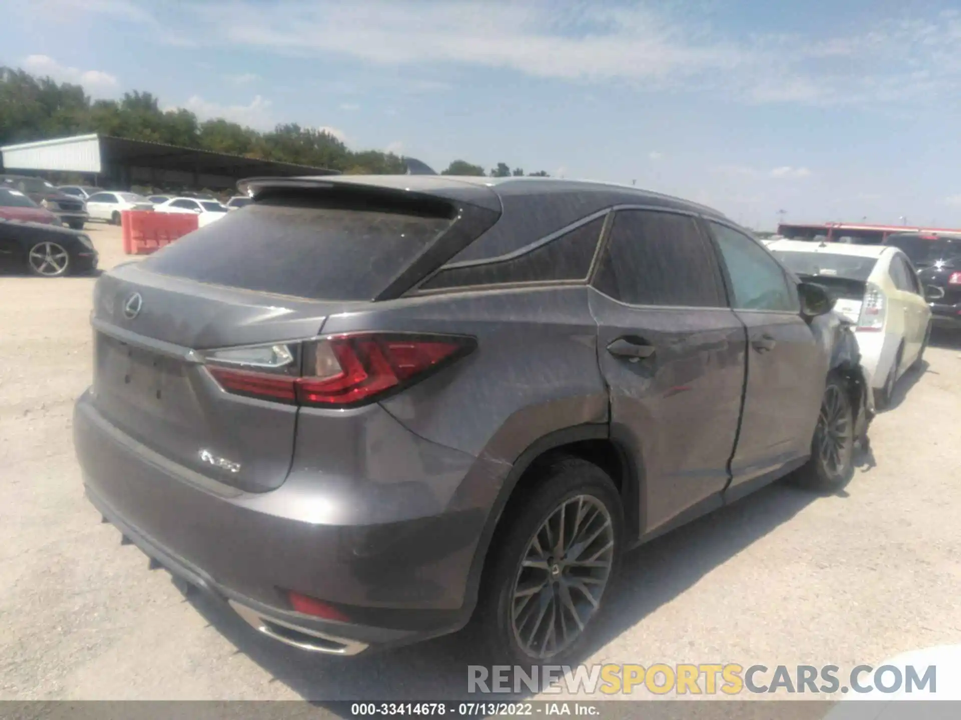 4 Photograph of a damaged car 2T2YZMDA2MC283639 LEXUS RX 2021