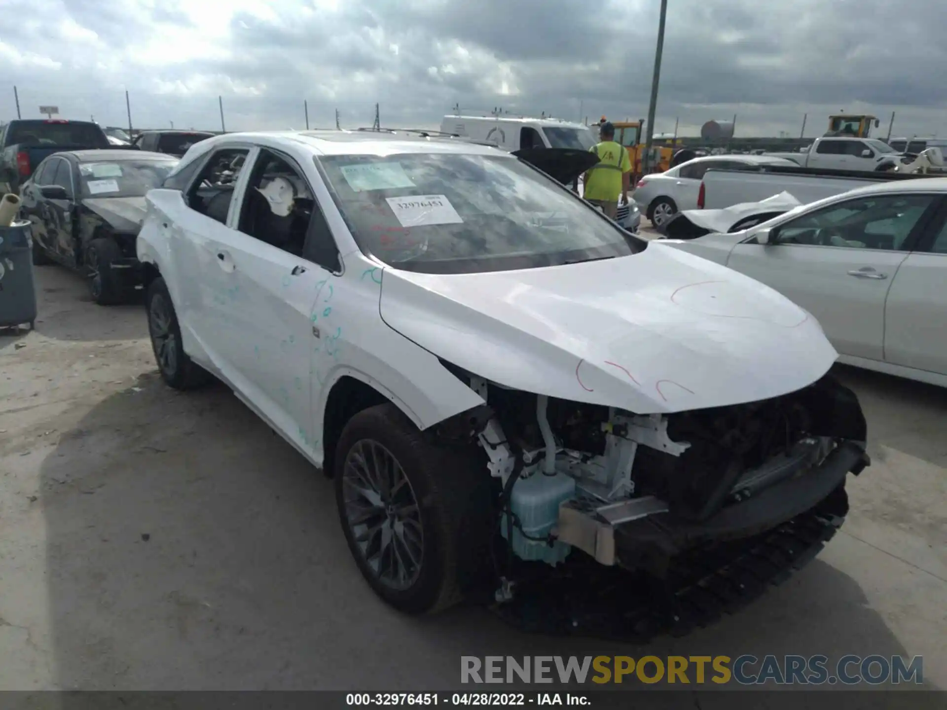 6 Photograph of a damaged car 2T2YZMDA8NC331033 LEXUS RX 2022