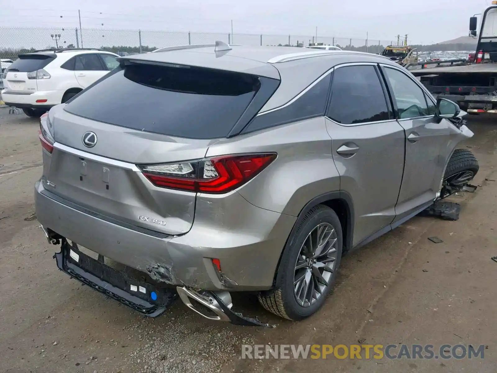 4 Фотография поврежденного автомобиля 2T2BZMCA8KC182545 LEXUS RX 350 2019