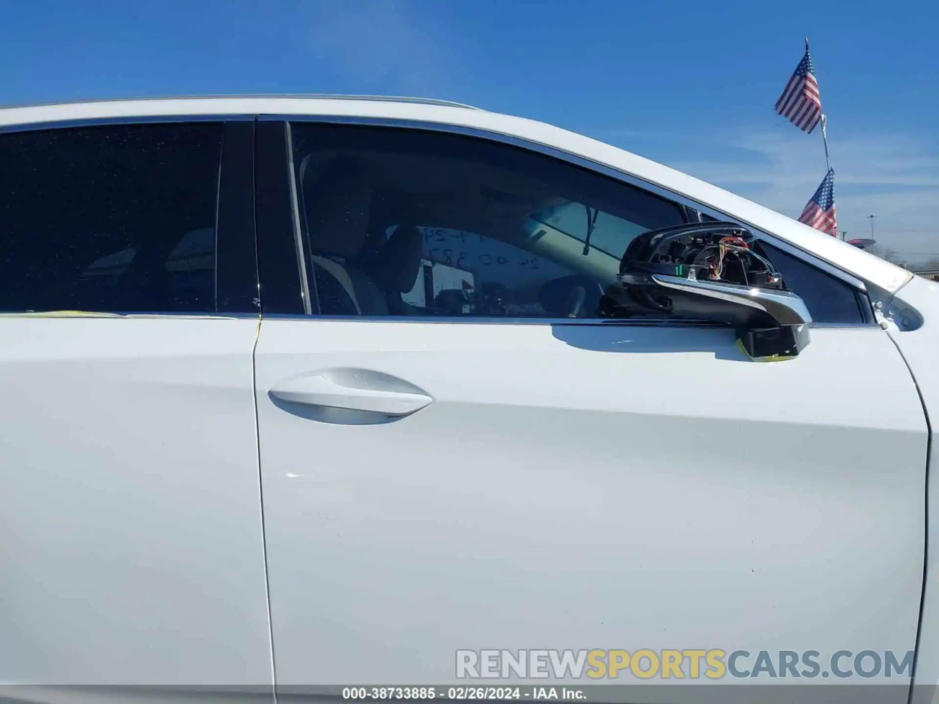 14 Photograph of a damaged car 2T2ZZMCA5KC129929 LEXUS RX 350 2019