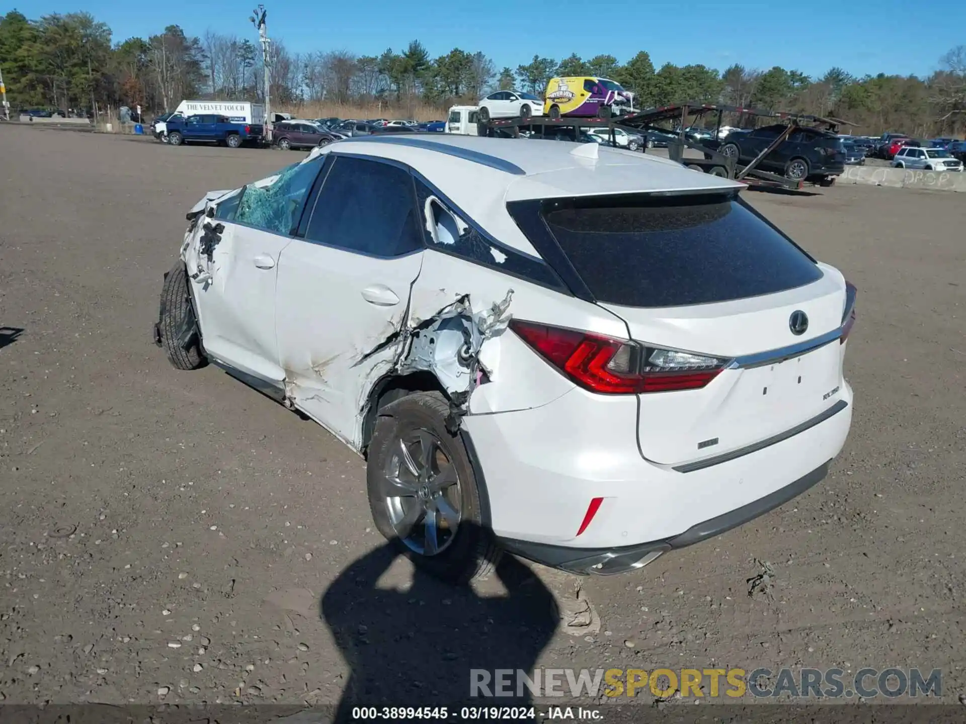 3 Фотография поврежденного автомобиля JTJBZMCA6K2041604 LEXUS RX 350 2019