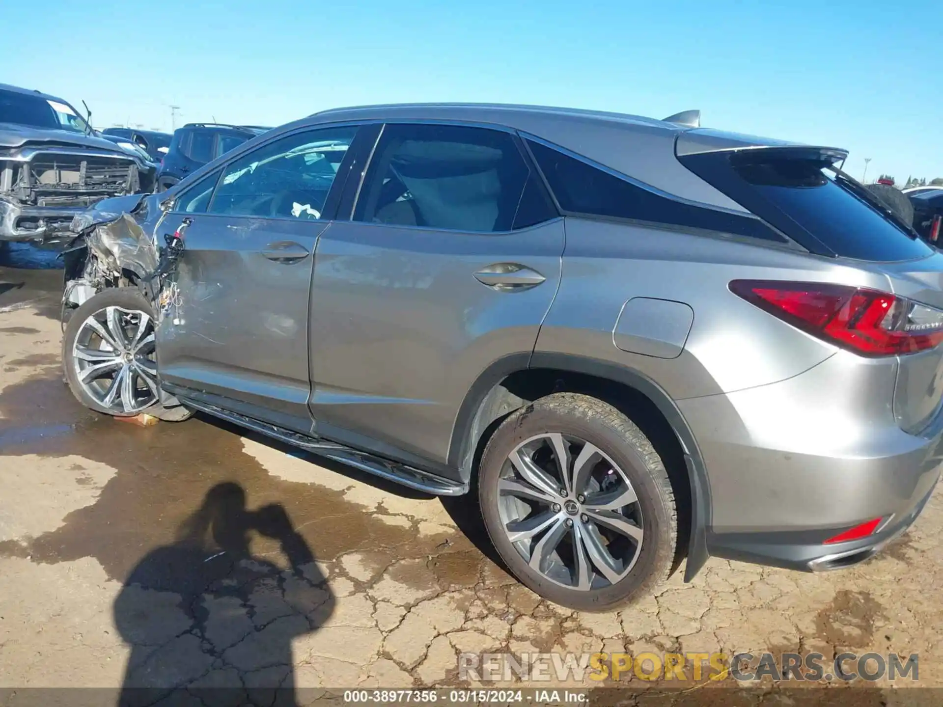 3 Photograph of a damaged car 2T2HZMAA3NC256701 LEXUS RX 350 2022