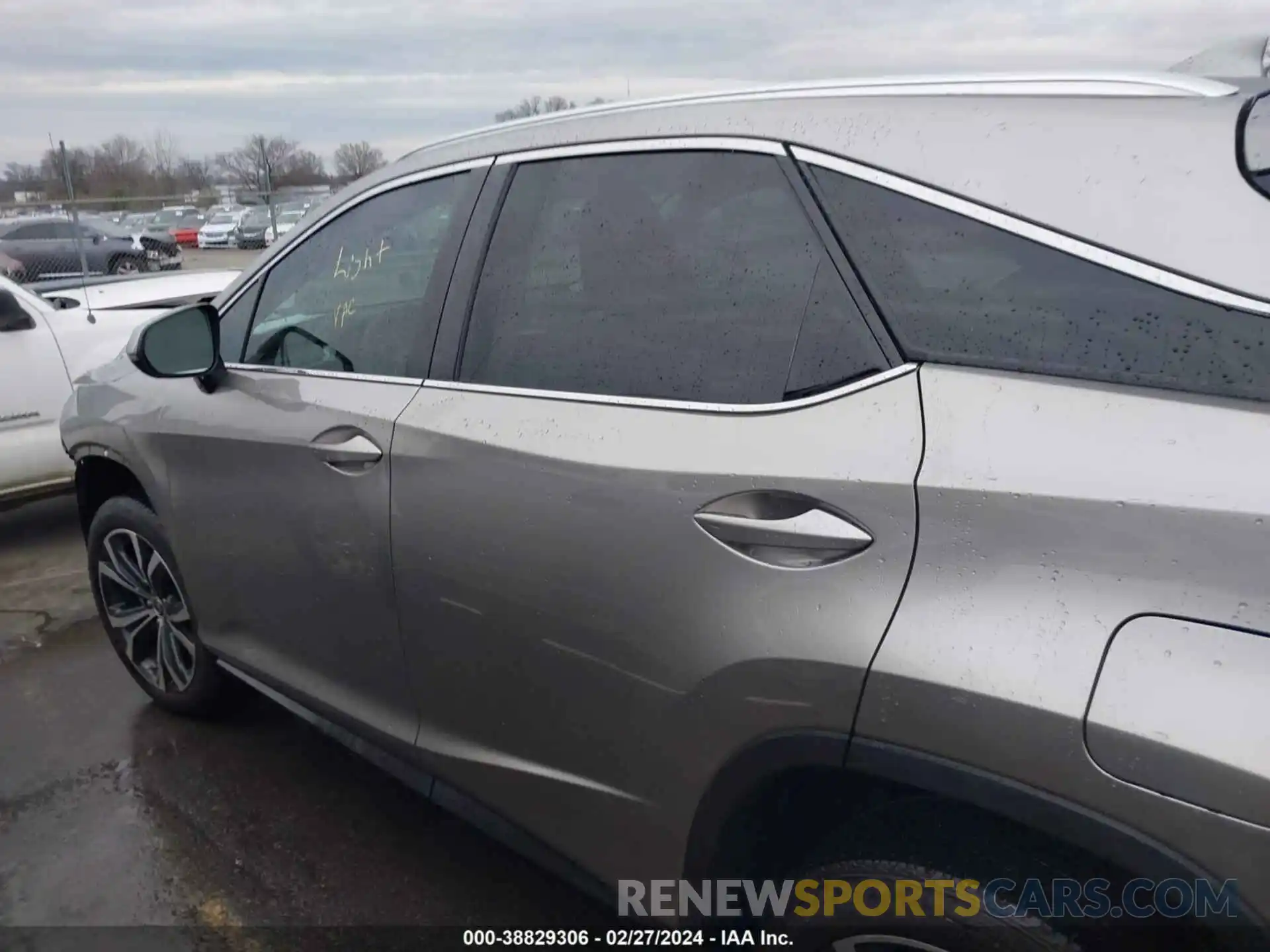 15 Photograph of a damaged car 2T2HZMAAXNC257246 LEXUS RX 350 2022